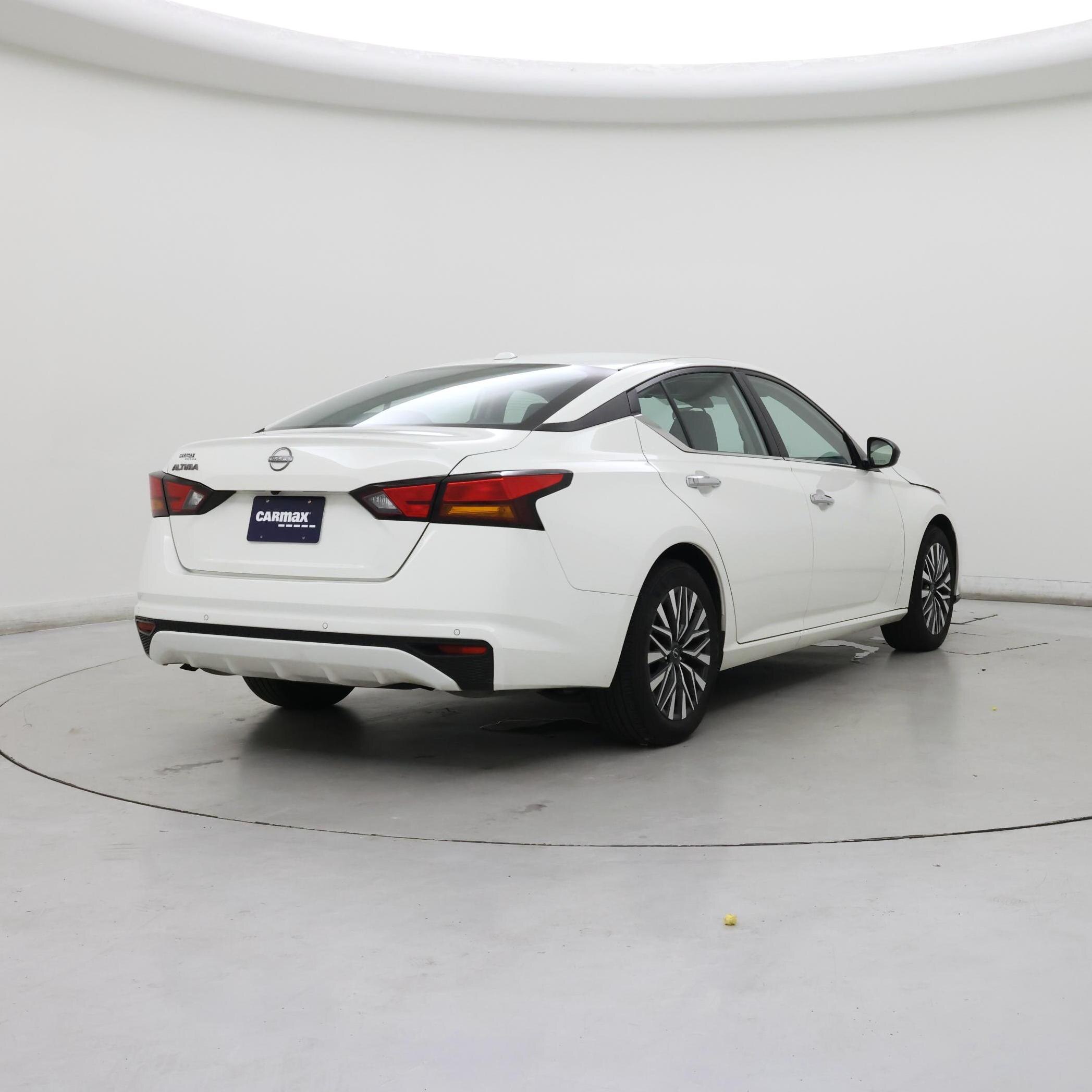 Thumbnail: 2025 Nissan Altima - 8