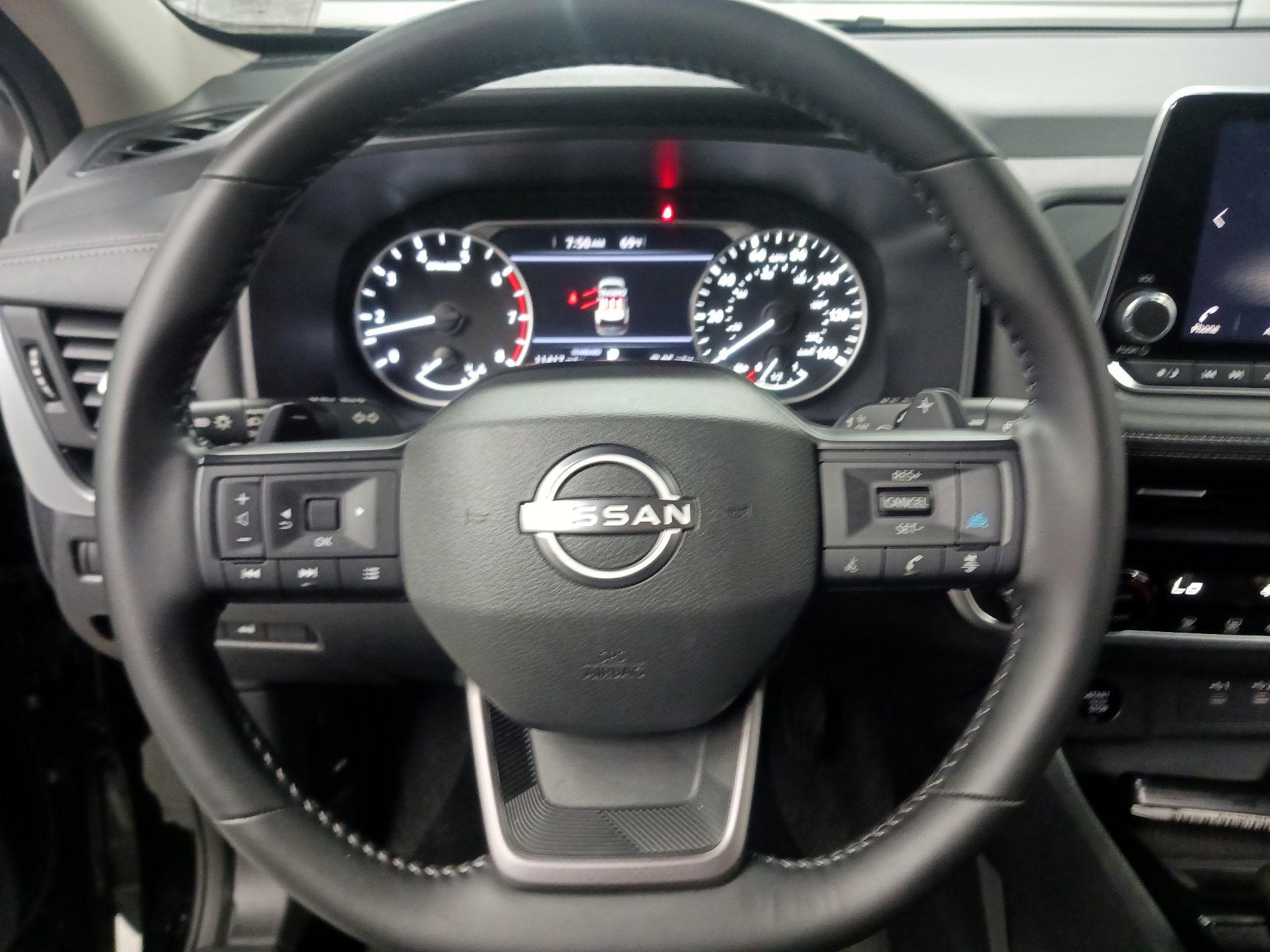 Thumbnail: 2025 Nissan Rogue - 10