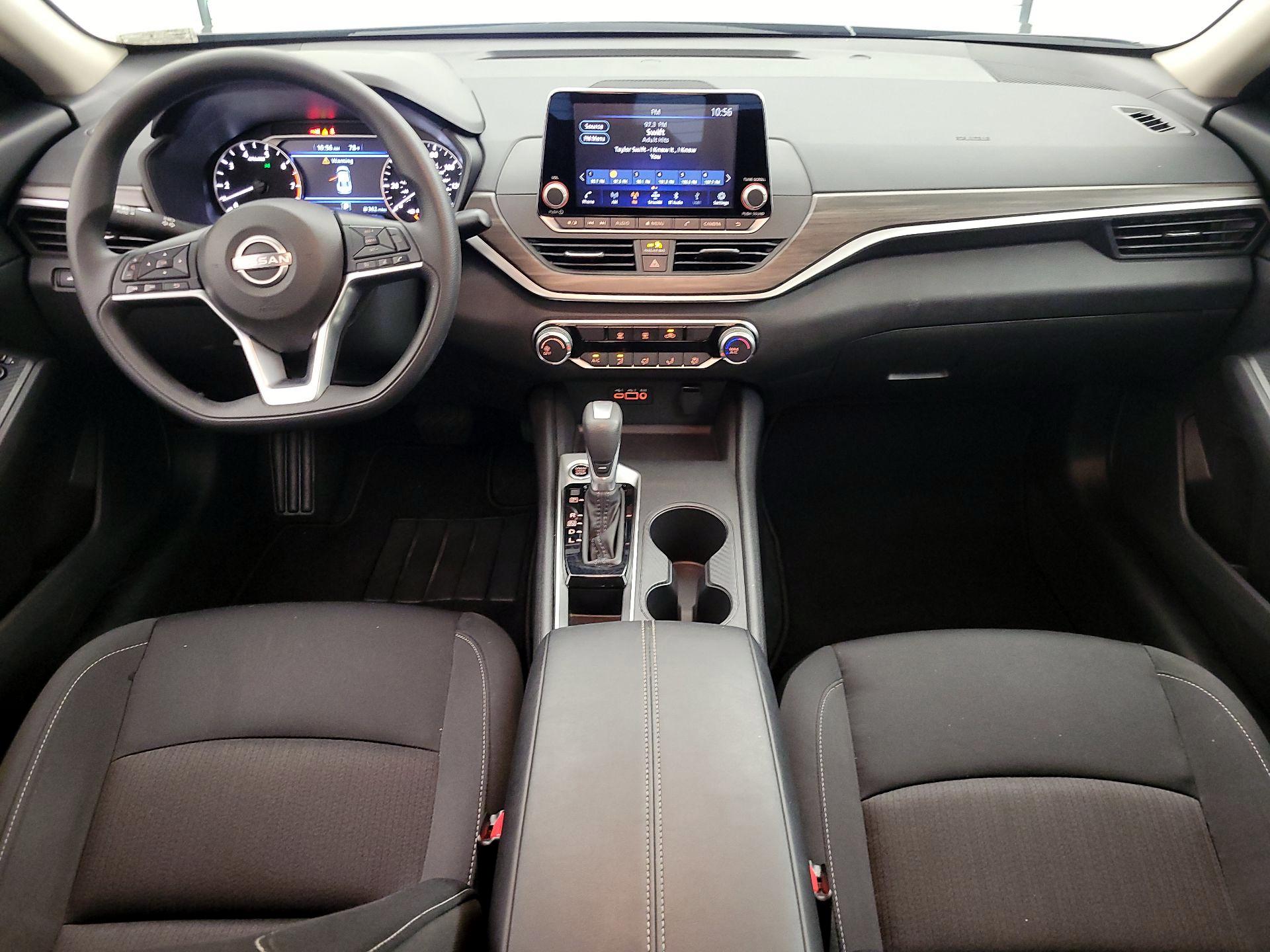 Thumbnail: 2025 Nissan Altima - 9