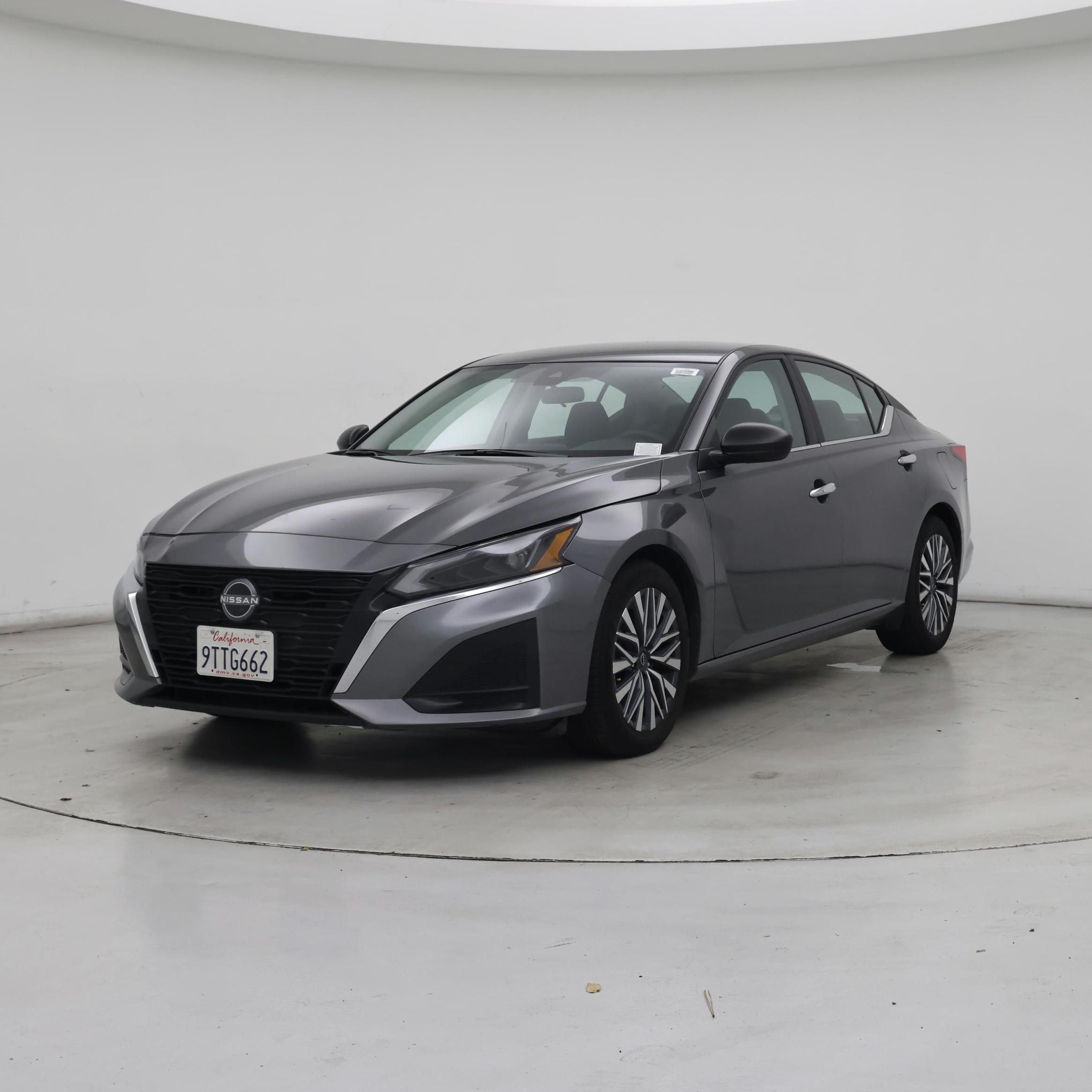 Thumbnail: 2025 Nissan Altima - 4