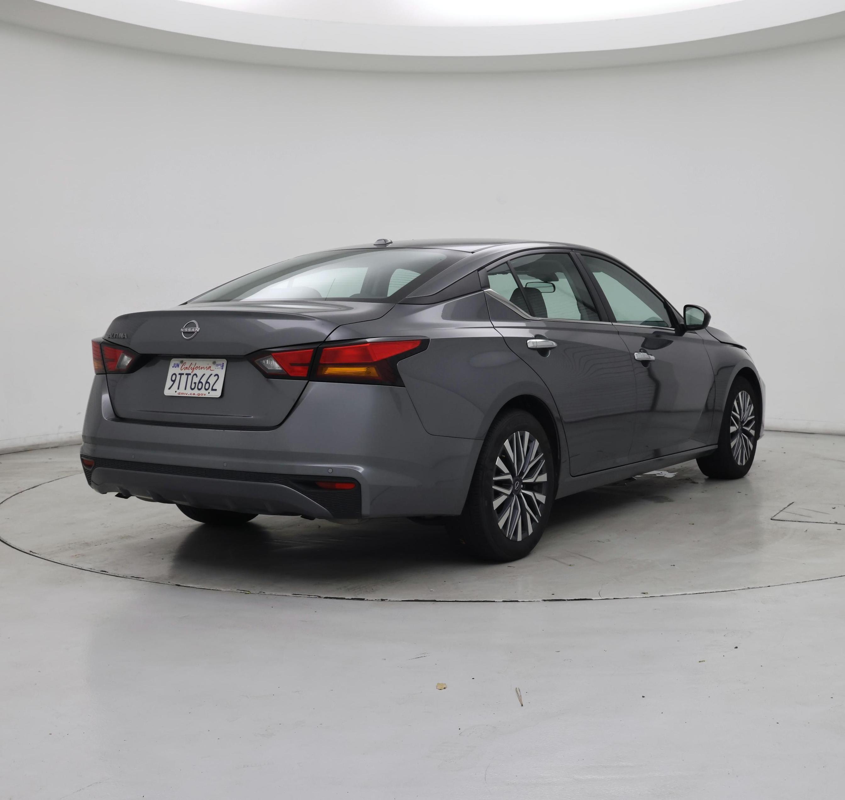 Thumbnail: 2025 Nissan Altima - 8