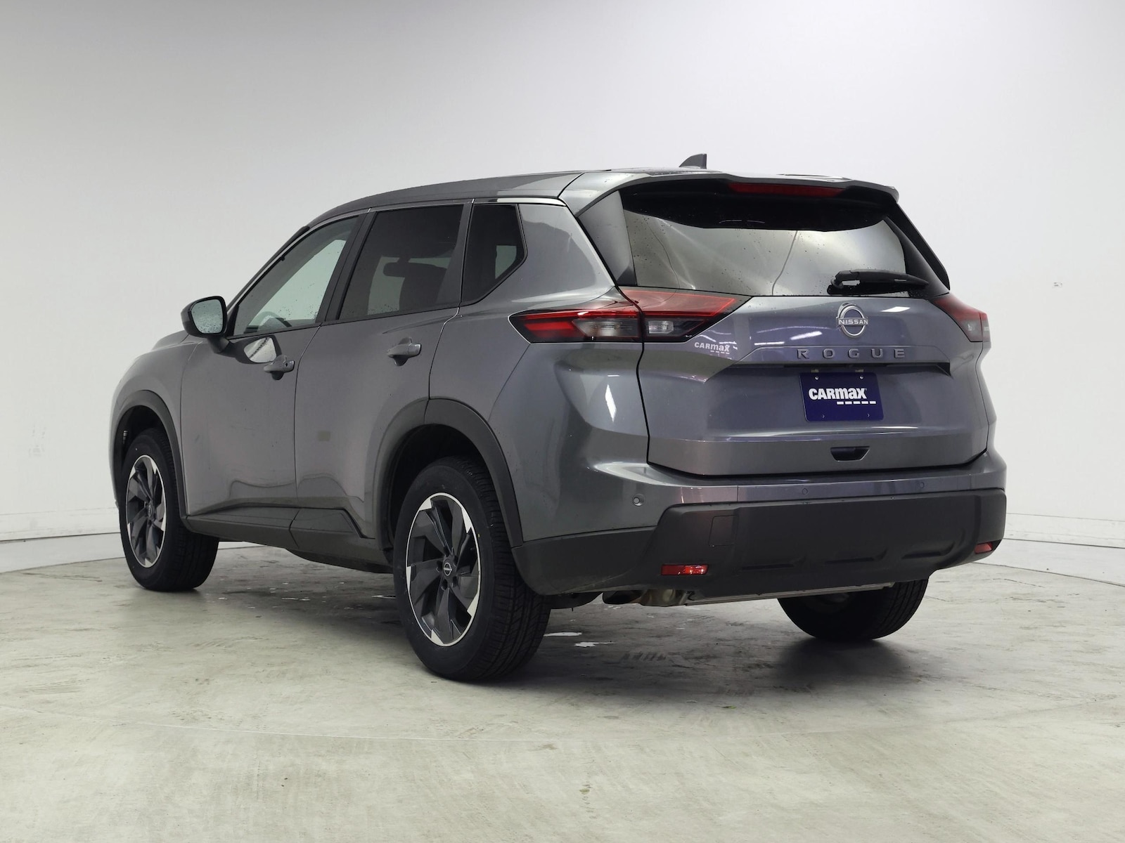 2025 Nissan Rogue SV - Photo 3