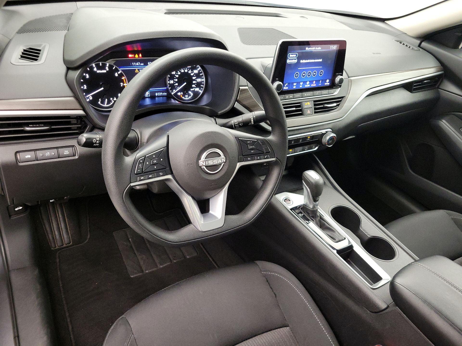 Thumbnail: 2025 Nissan Altima - 9