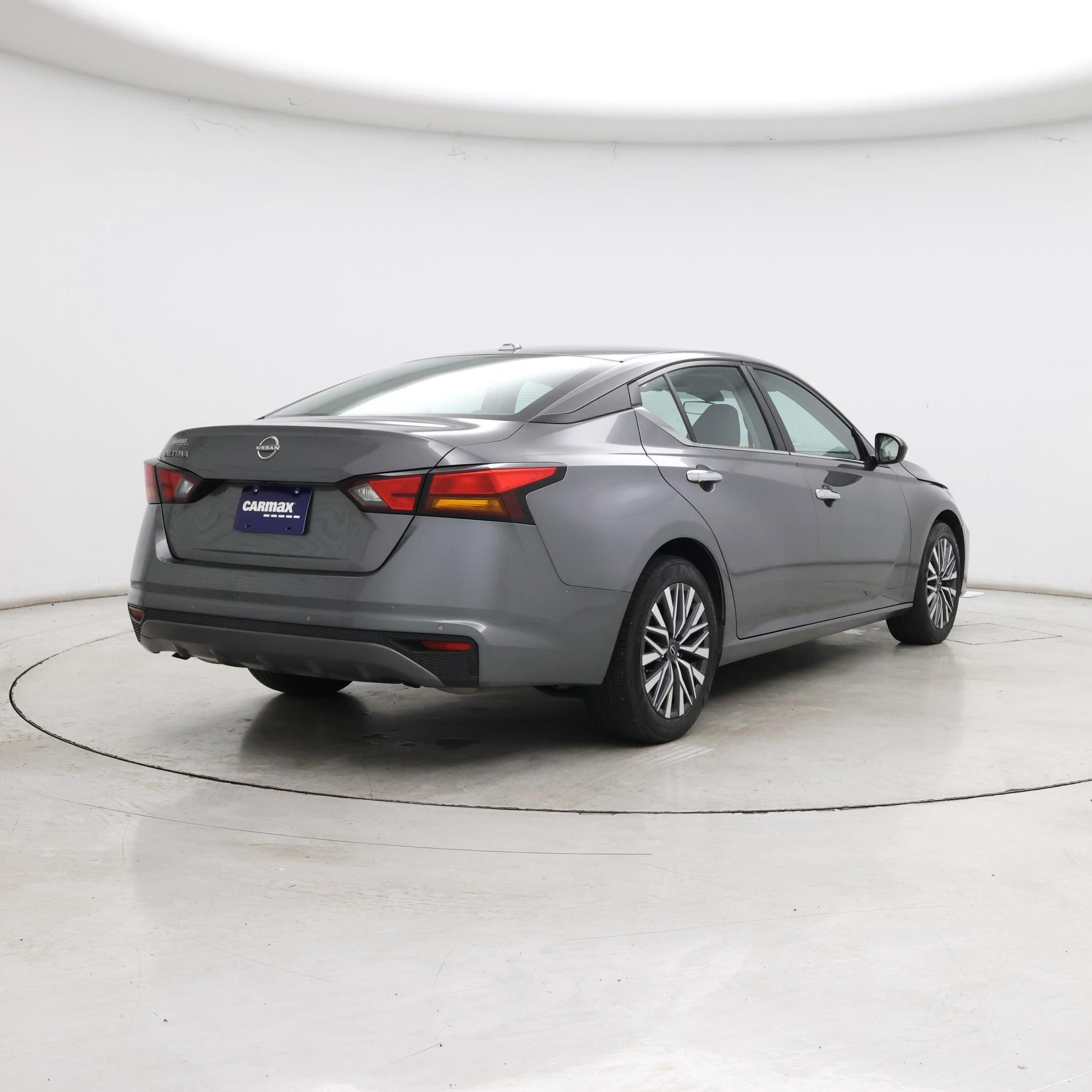 Thumbnail: 2025 Nissan Altima - 8