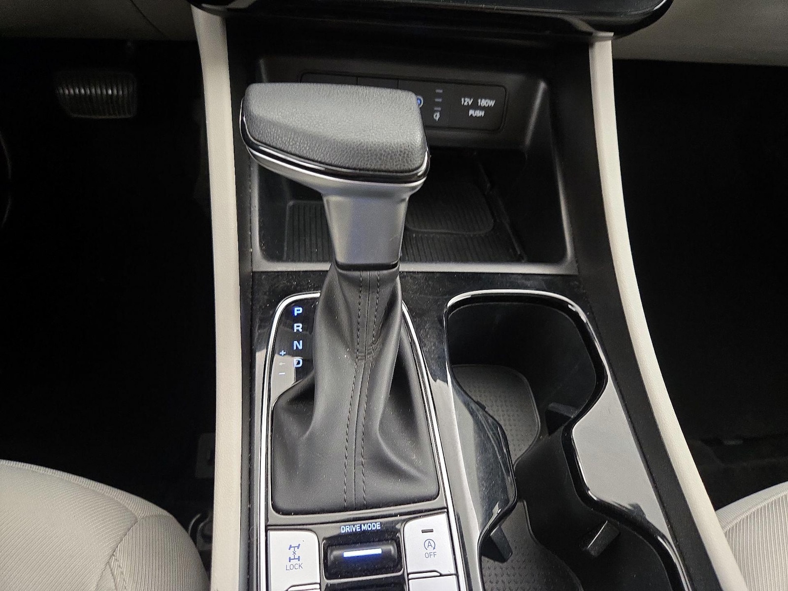 2025 Hyundai Tucson SEL - Photo 19