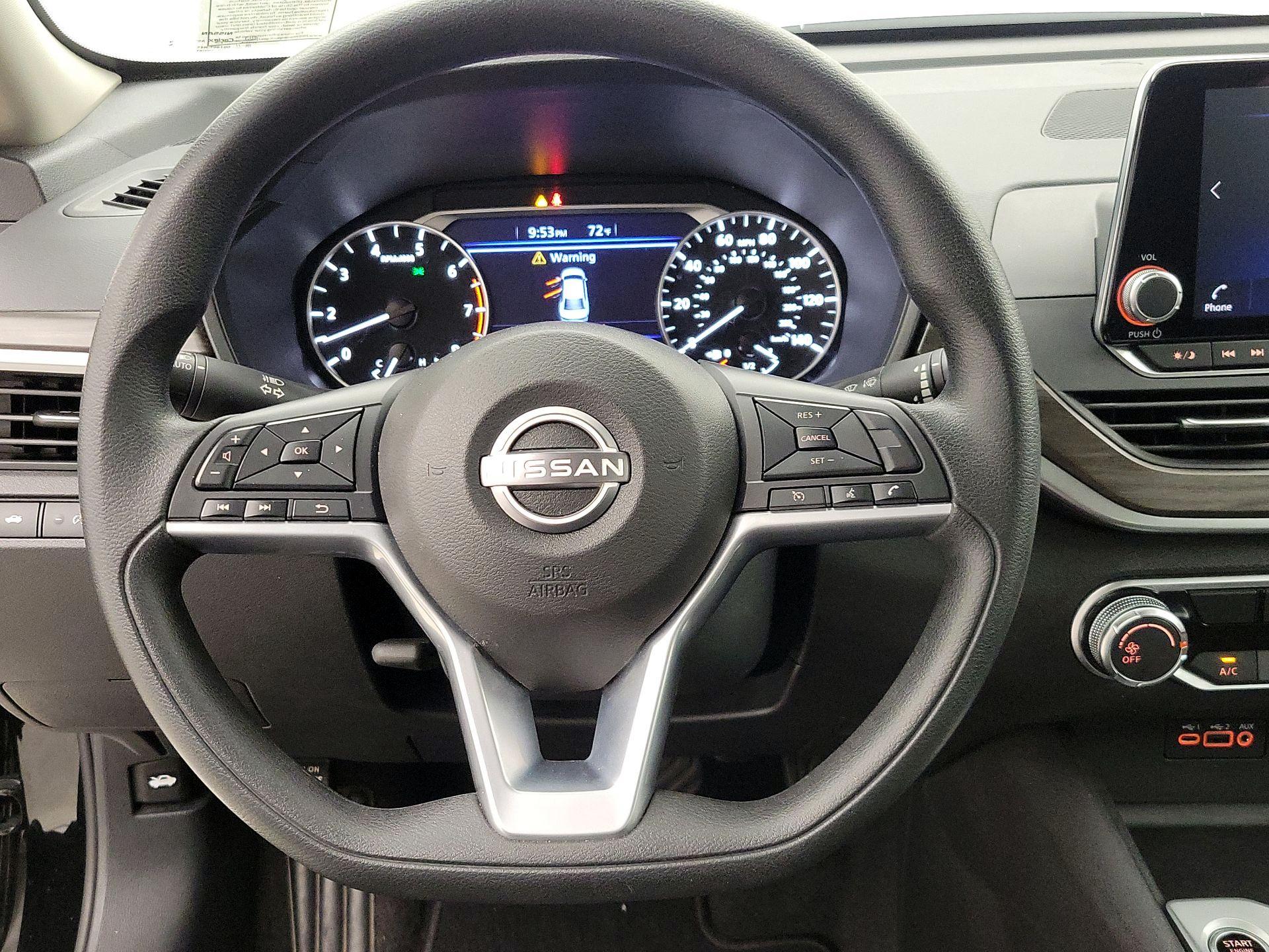 Thumbnail: 2025 Nissan Altima - 10