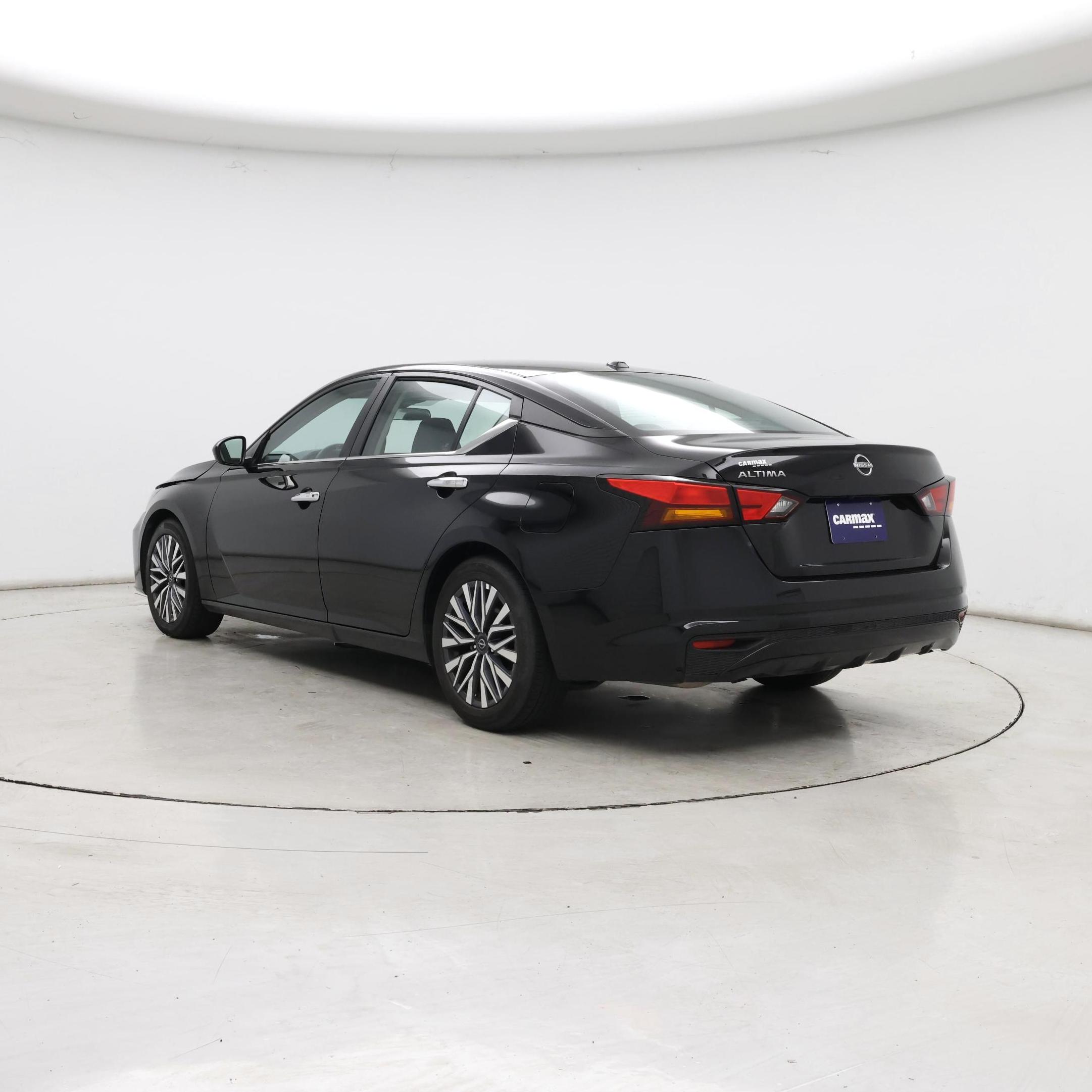 Thumbnail: 2025 Nissan Altima - 2