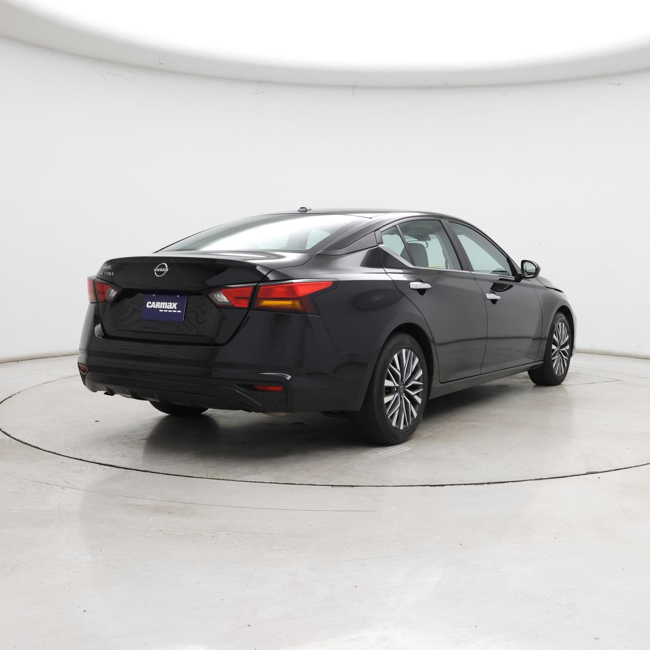 Thumbnail: 2025 Nissan Altima - 8