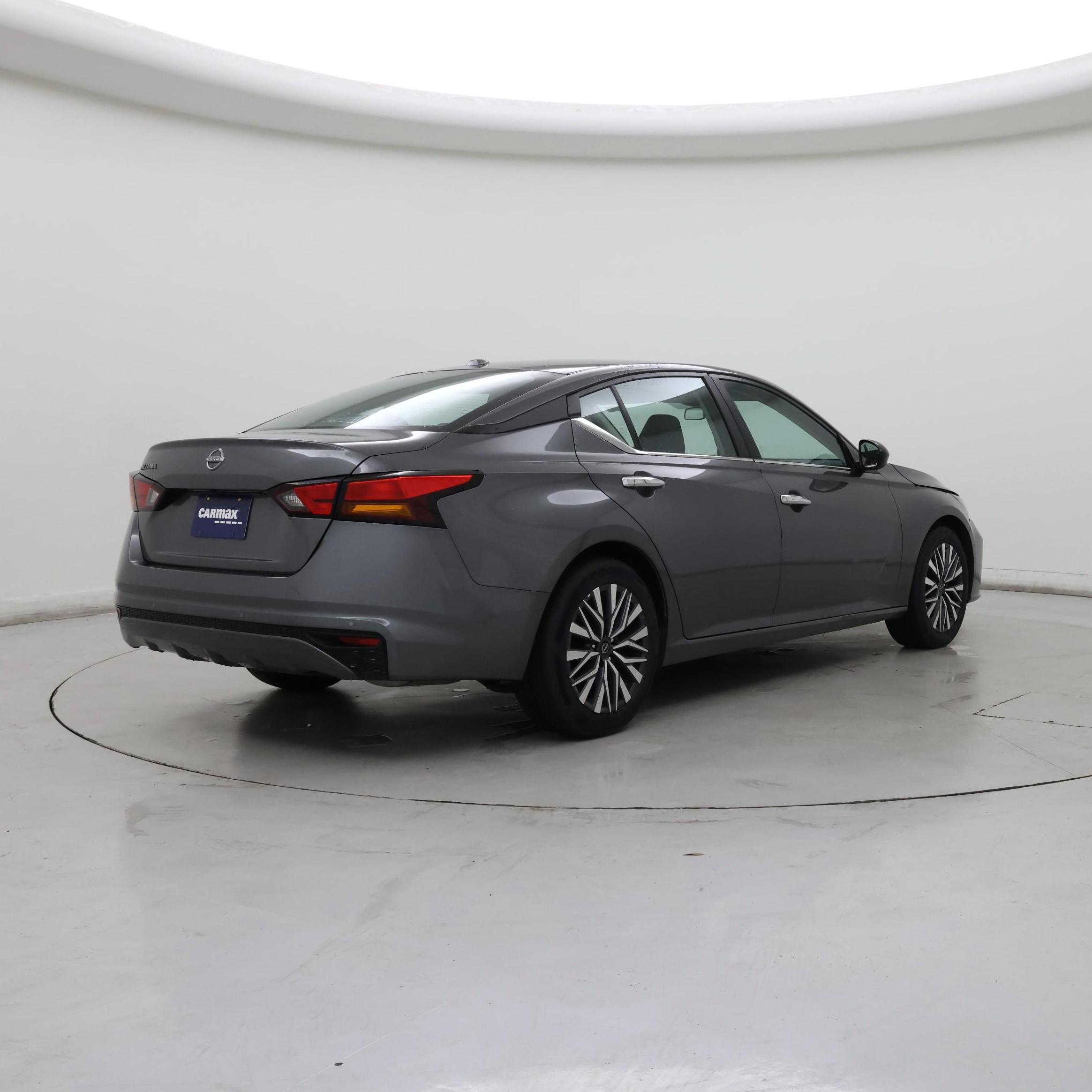 Thumbnail: 2025 Nissan Altima - 8