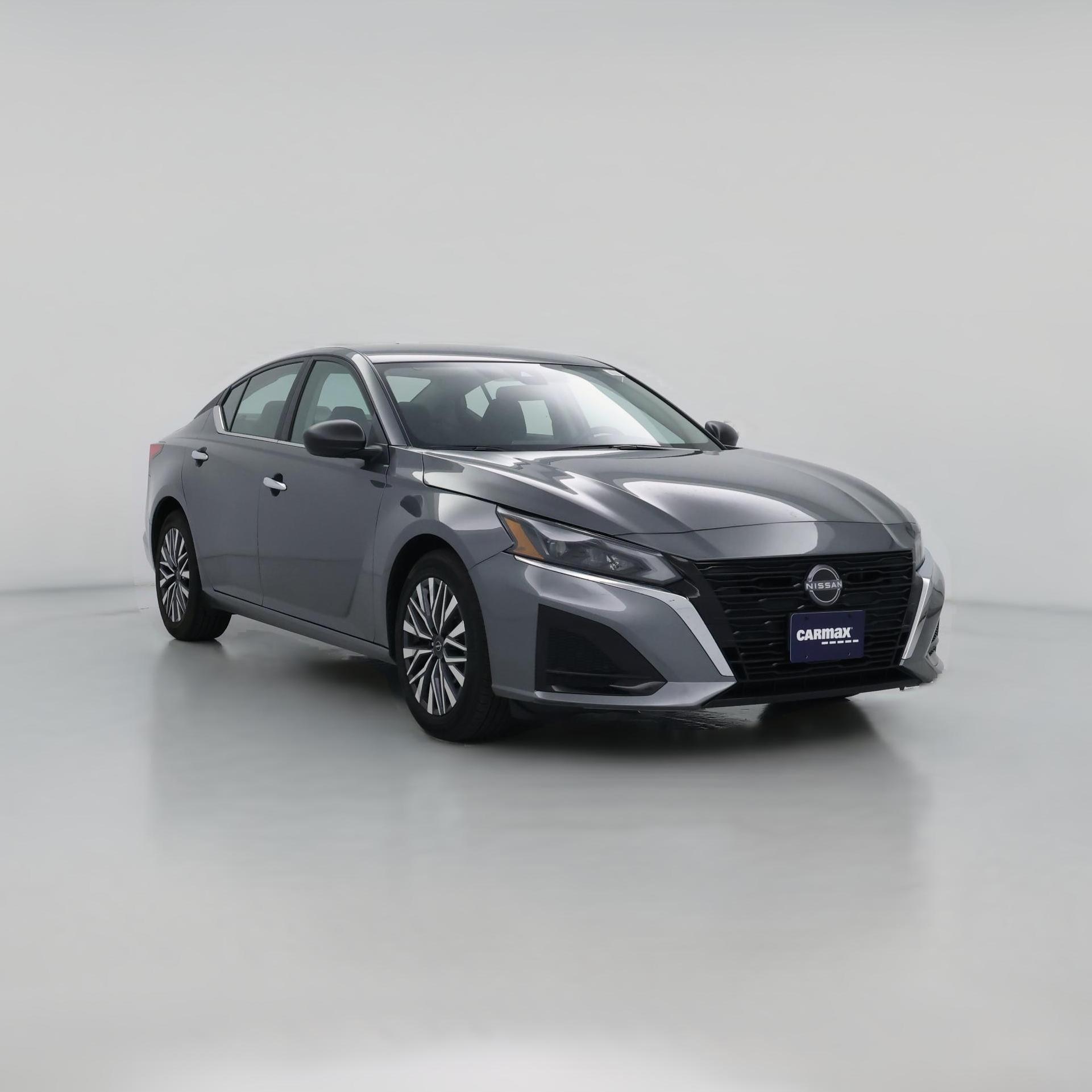 Thumbnail: 2025 Nissan Altima - 1