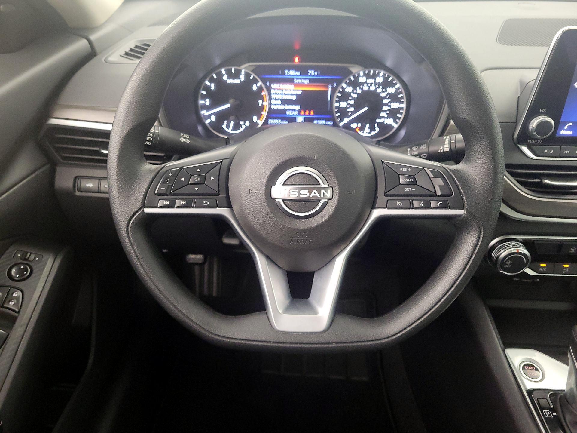 Thumbnail: 2025 Nissan Altima - 10