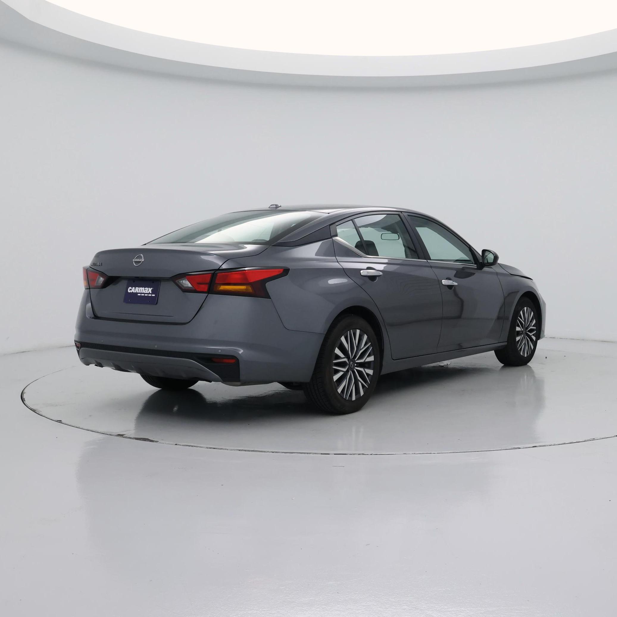 Thumbnail: 2025 Nissan Altima - 8