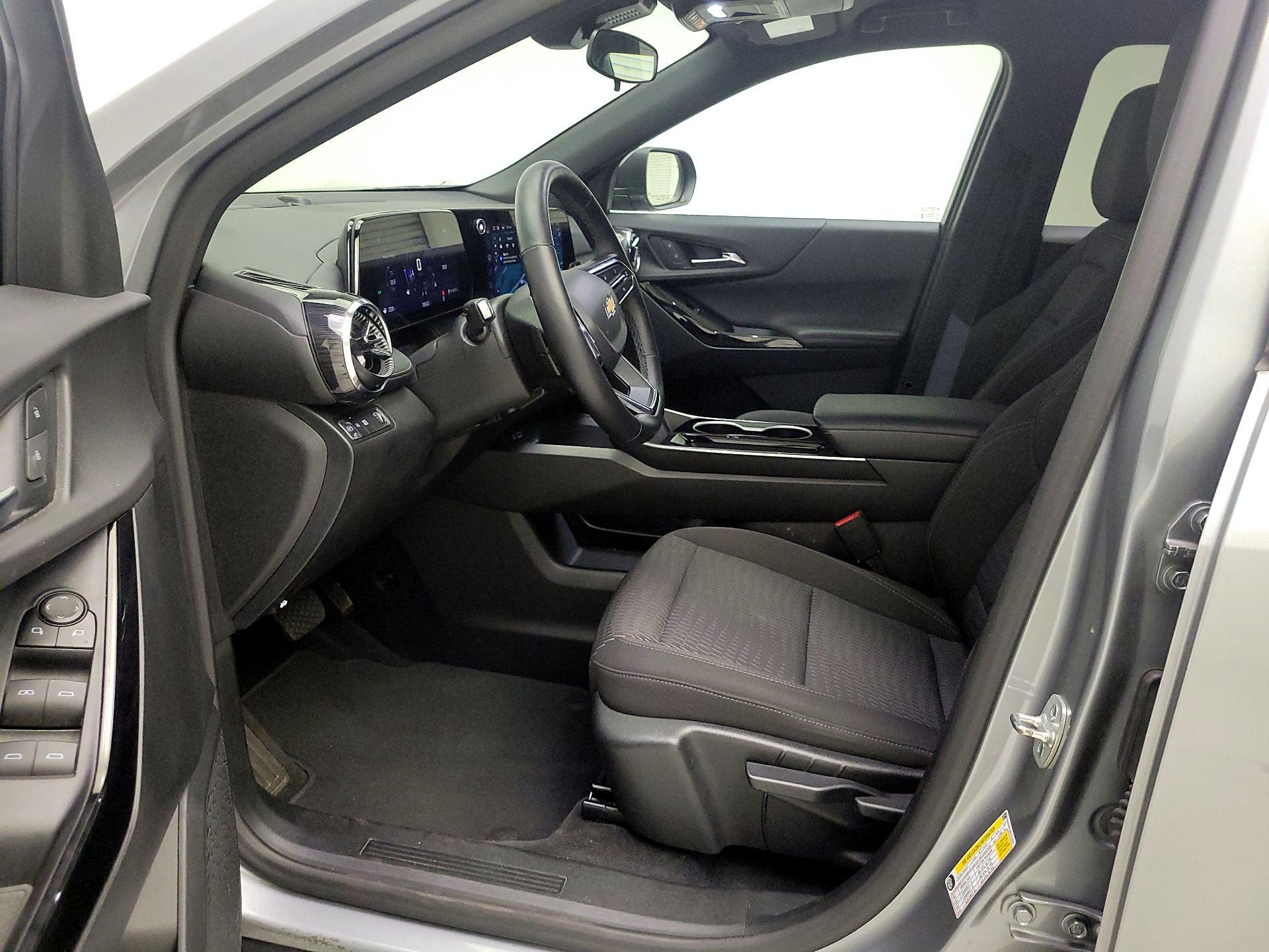 Thumbnail: 2025 Chevrolet Equinox - 11