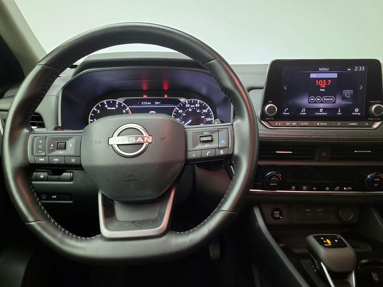 2025 Nissan Rogue SV - Photo 11