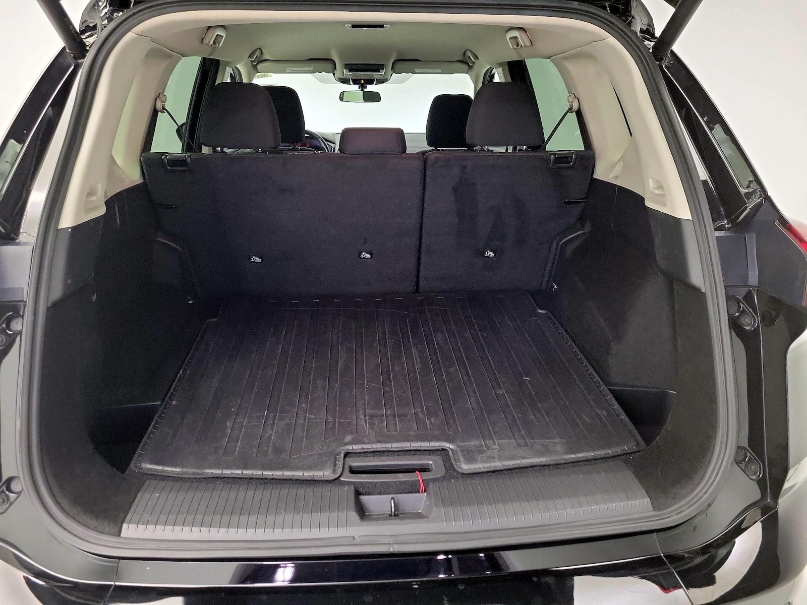 2025 Nissan Rogue SV - Photo 22