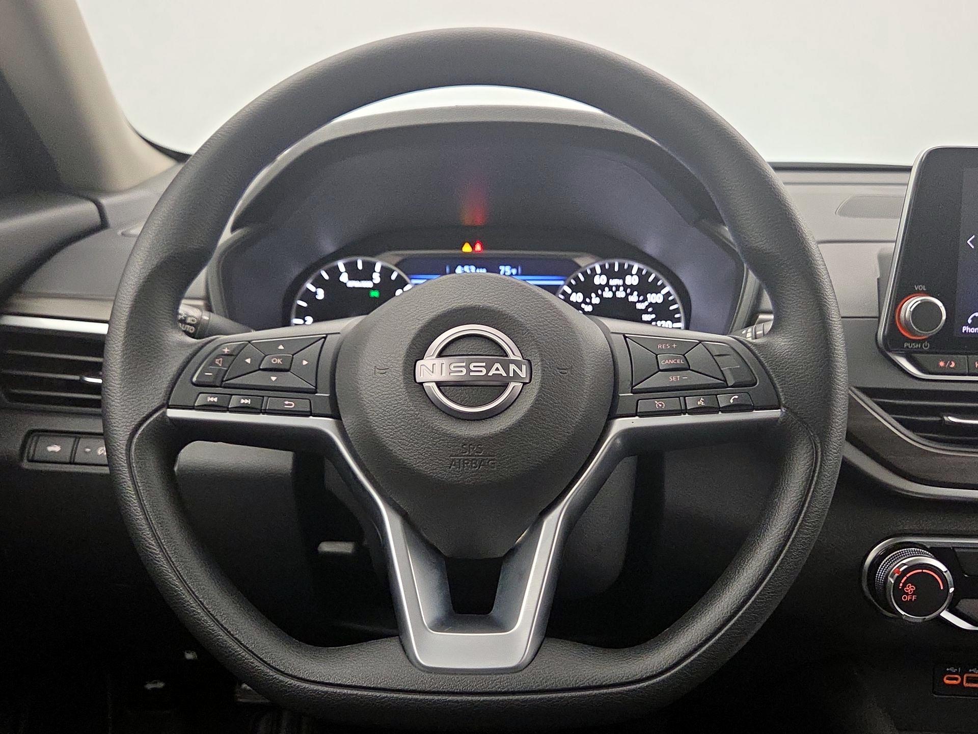 Thumbnail: 2025 Nissan Altima - 10