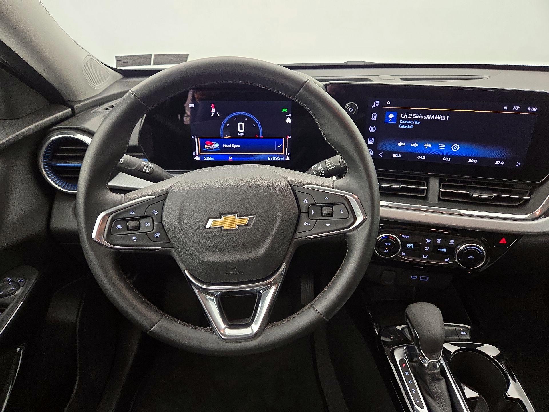 Thumbnail: 2025 Chevrolet Trax - 10