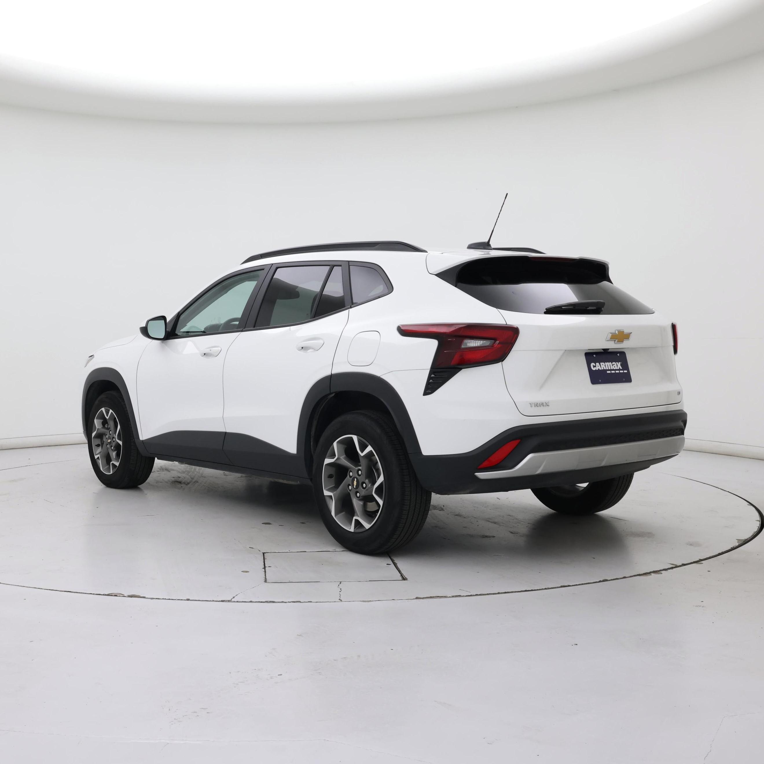 Thumbnail: 2025 Chevrolet Trax - 2