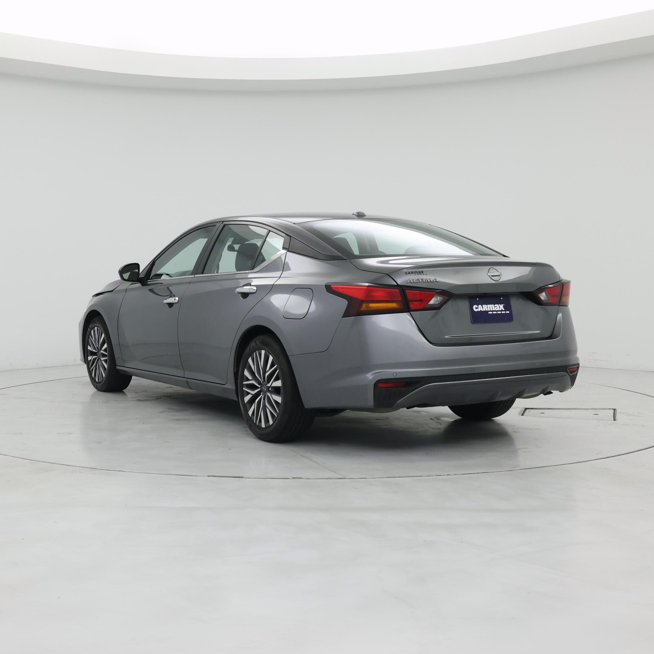 Thumbnail: 2025 Nissan Altima - 2