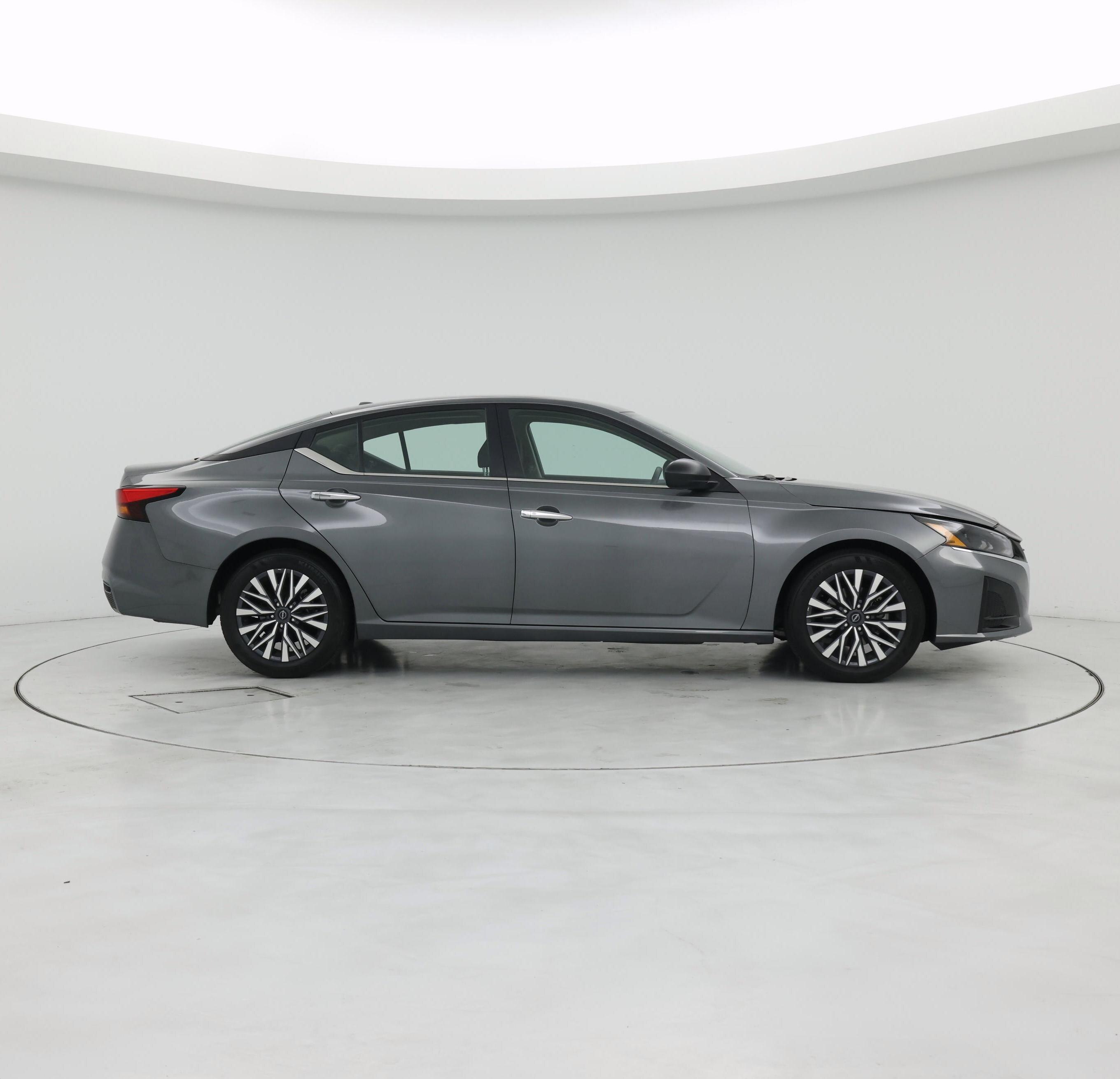 Thumbnail: 2025 Nissan Altima - 7