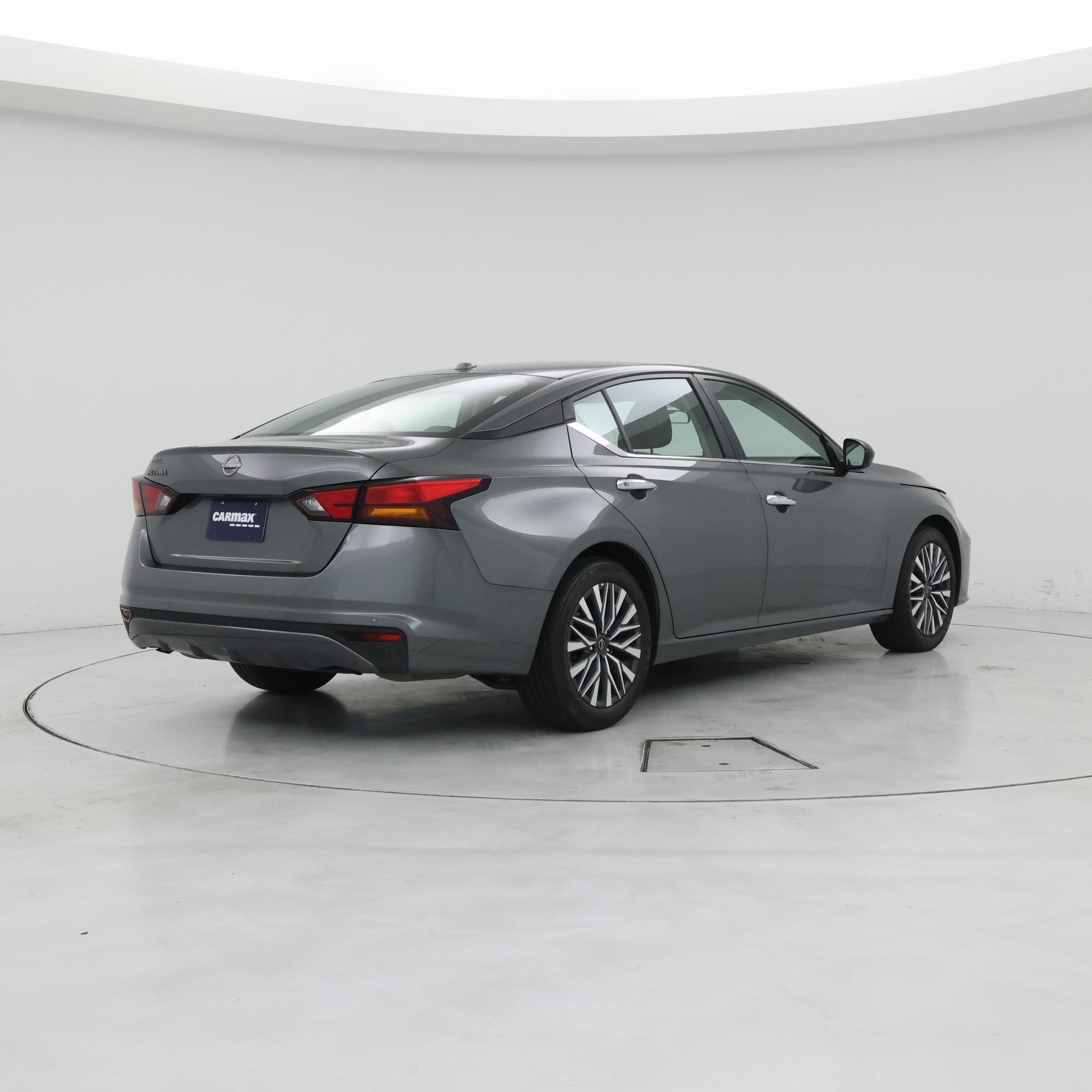 Thumbnail: 2025 Nissan Altima - 8