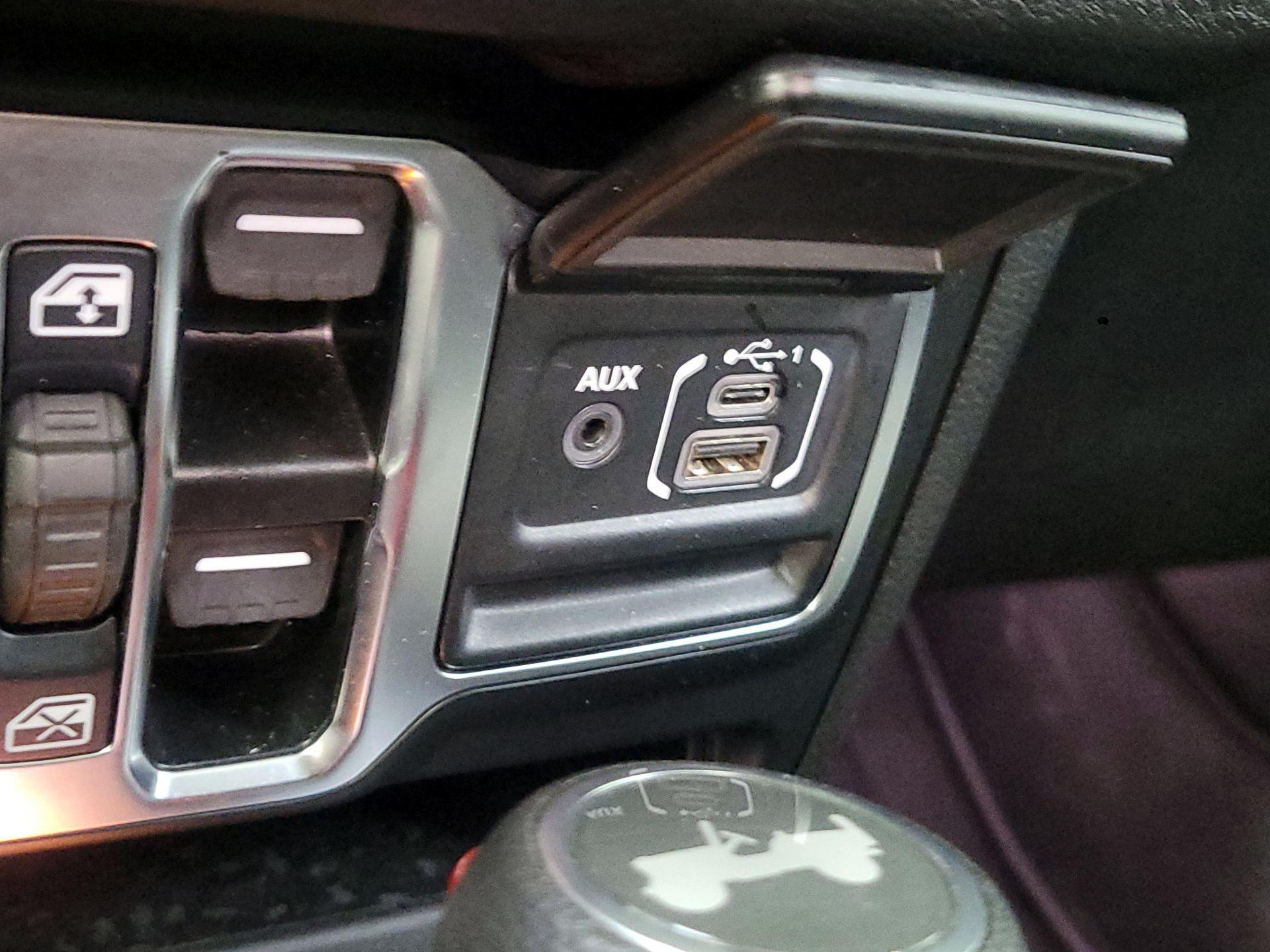 Thumbnail: 2025 Jeep Wrangler - 18