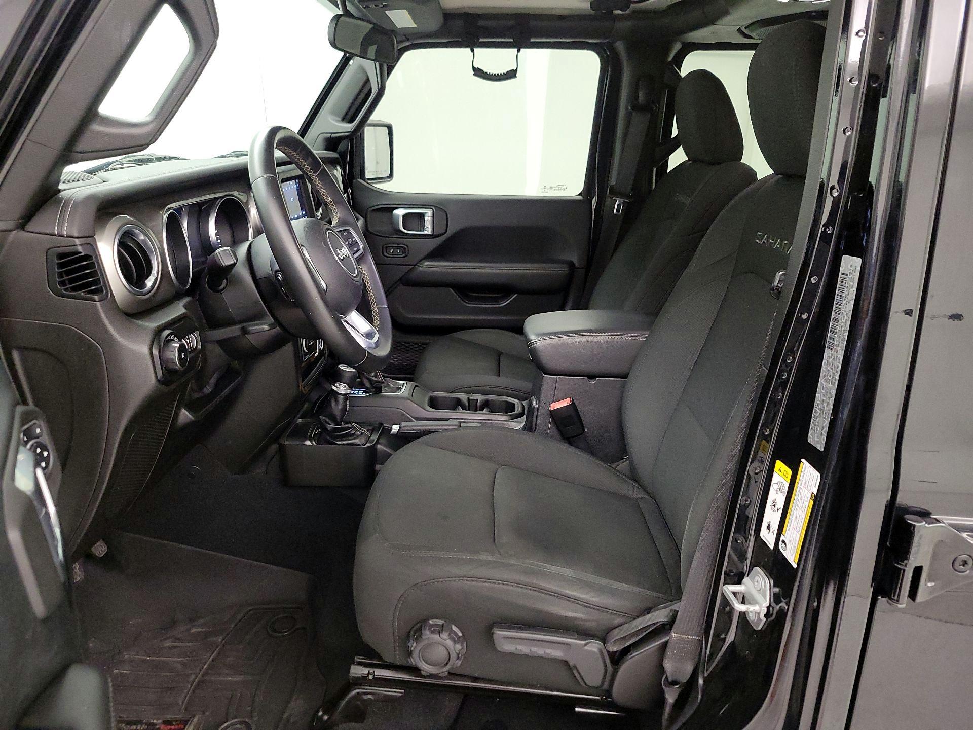 Thumbnail: 2019 Jeep Wrangler - 11