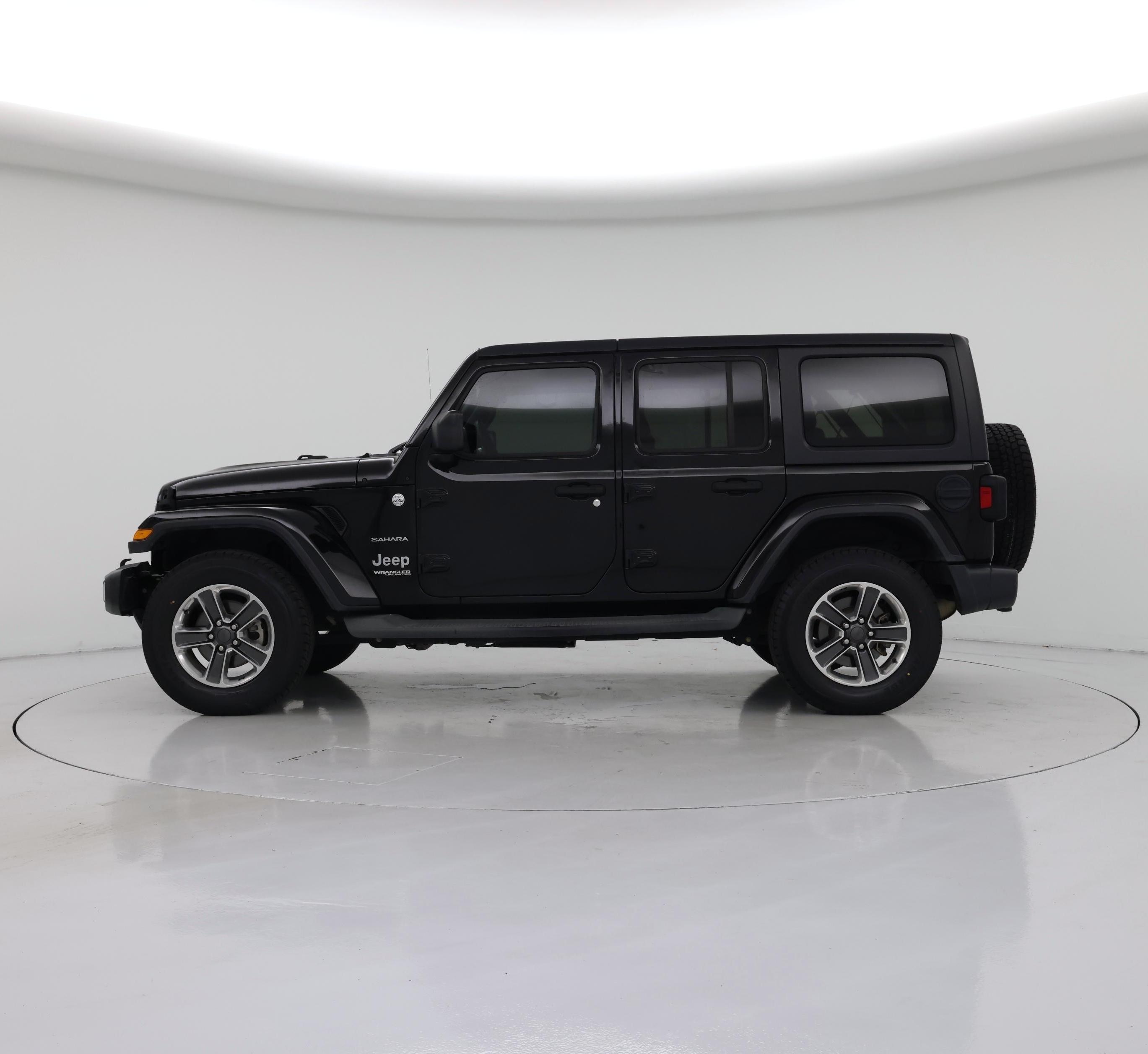 Thumbnail: 2019 Jeep Wrangler - 3