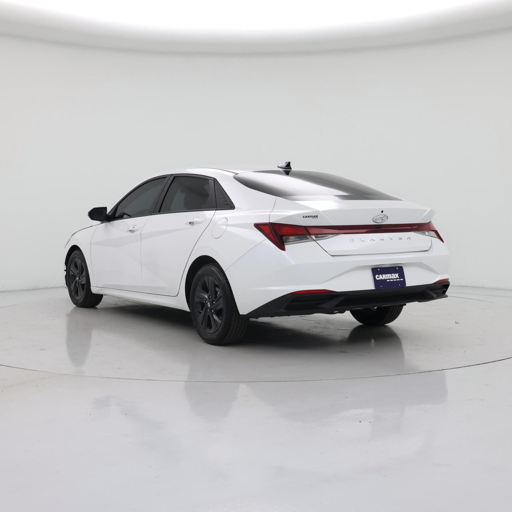 Thumbnail: 2023 Hyundai Elantra - 2