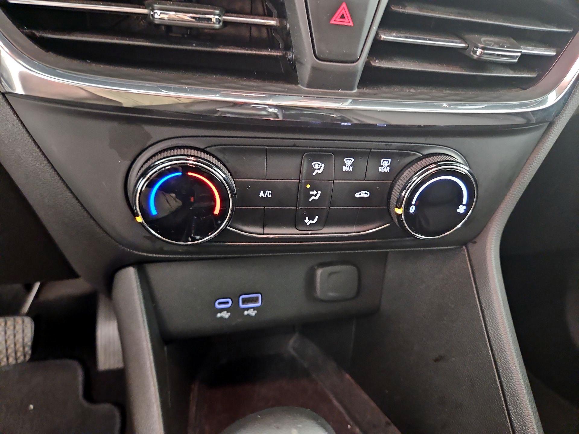 Thumbnail: 2025 Buick Encore GX - 16