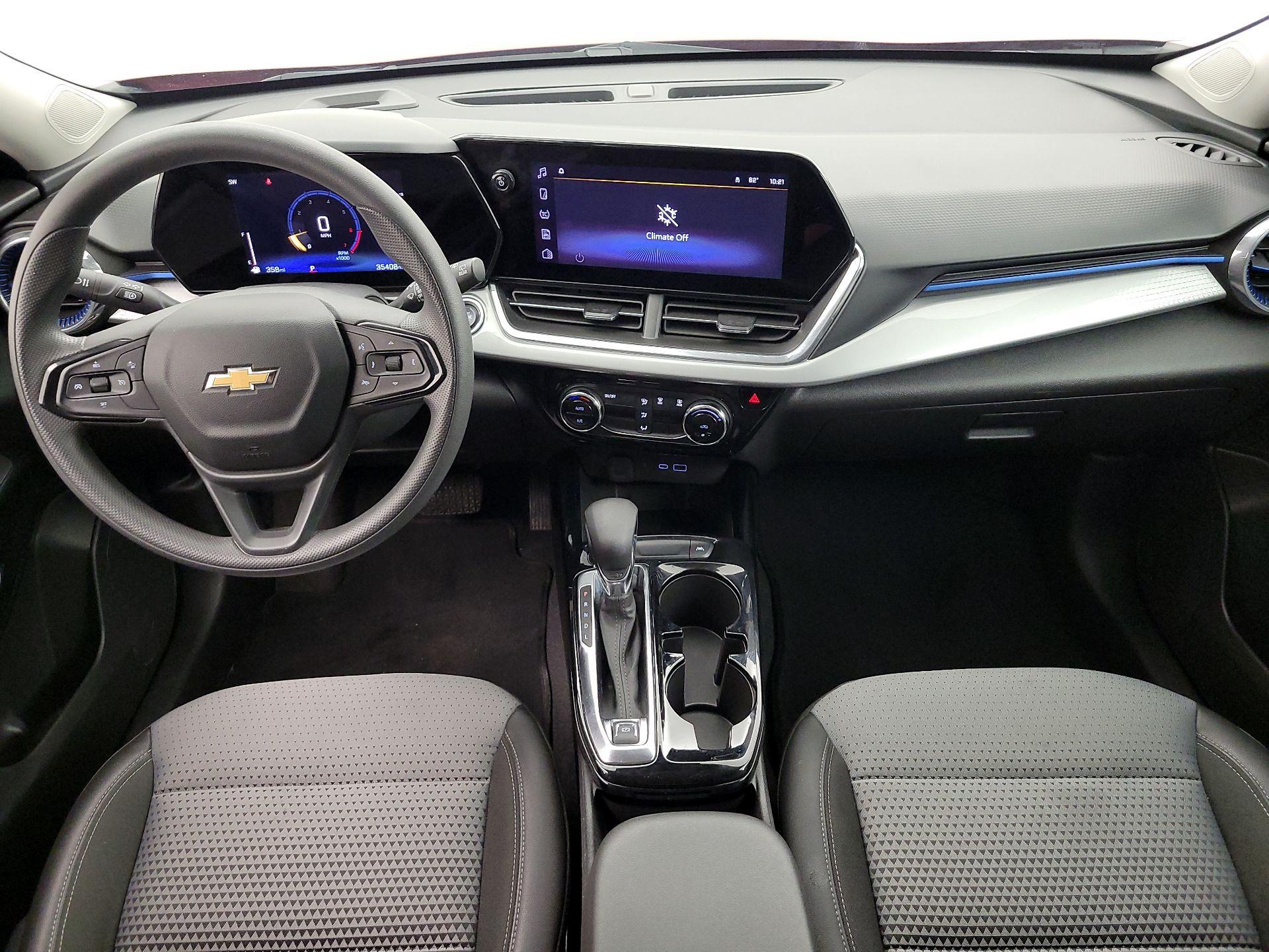 Thumbnail: 2025 Chevrolet Trax - 9