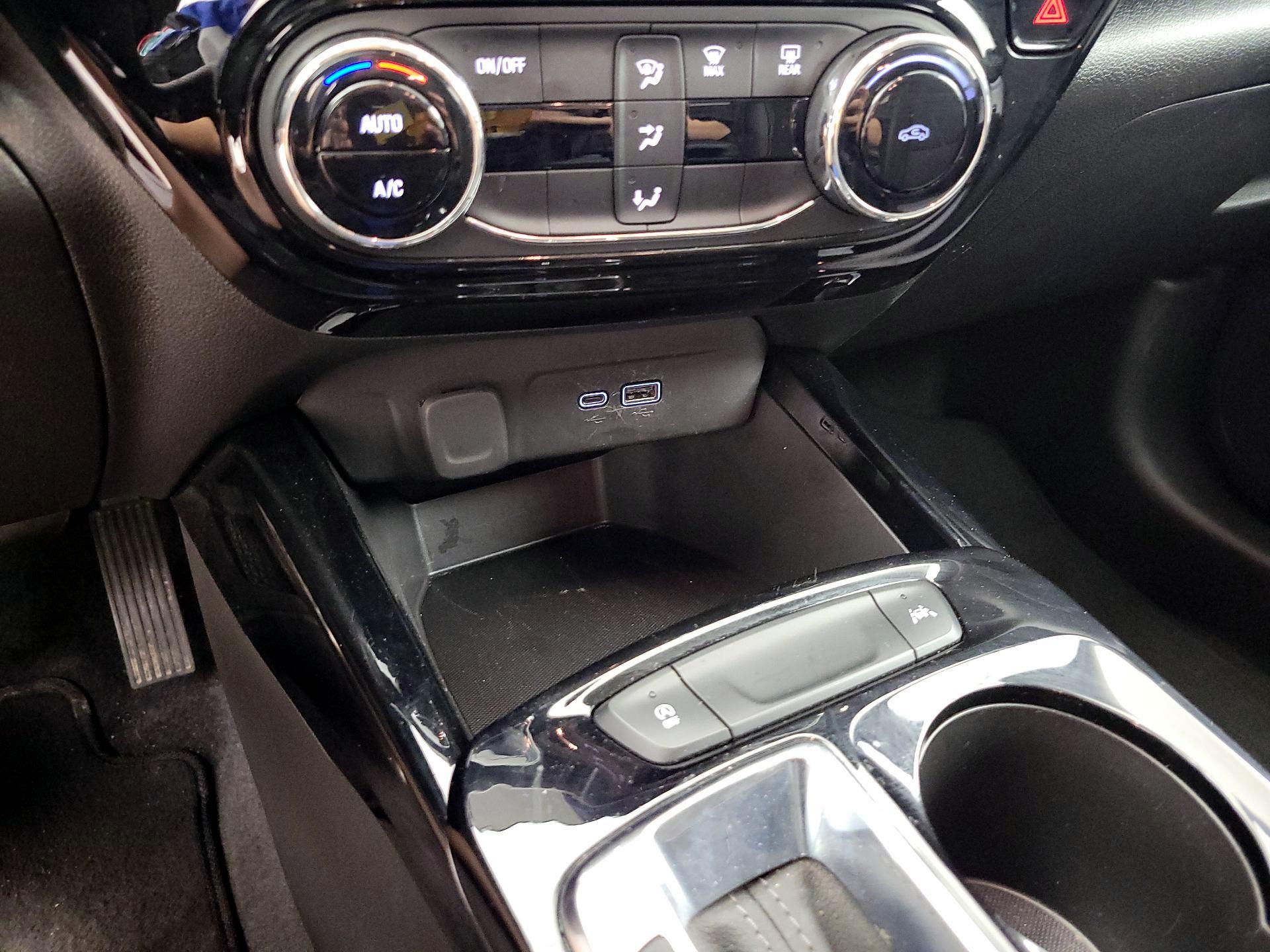 Thumbnail: 2025 Chevrolet Trax - 18