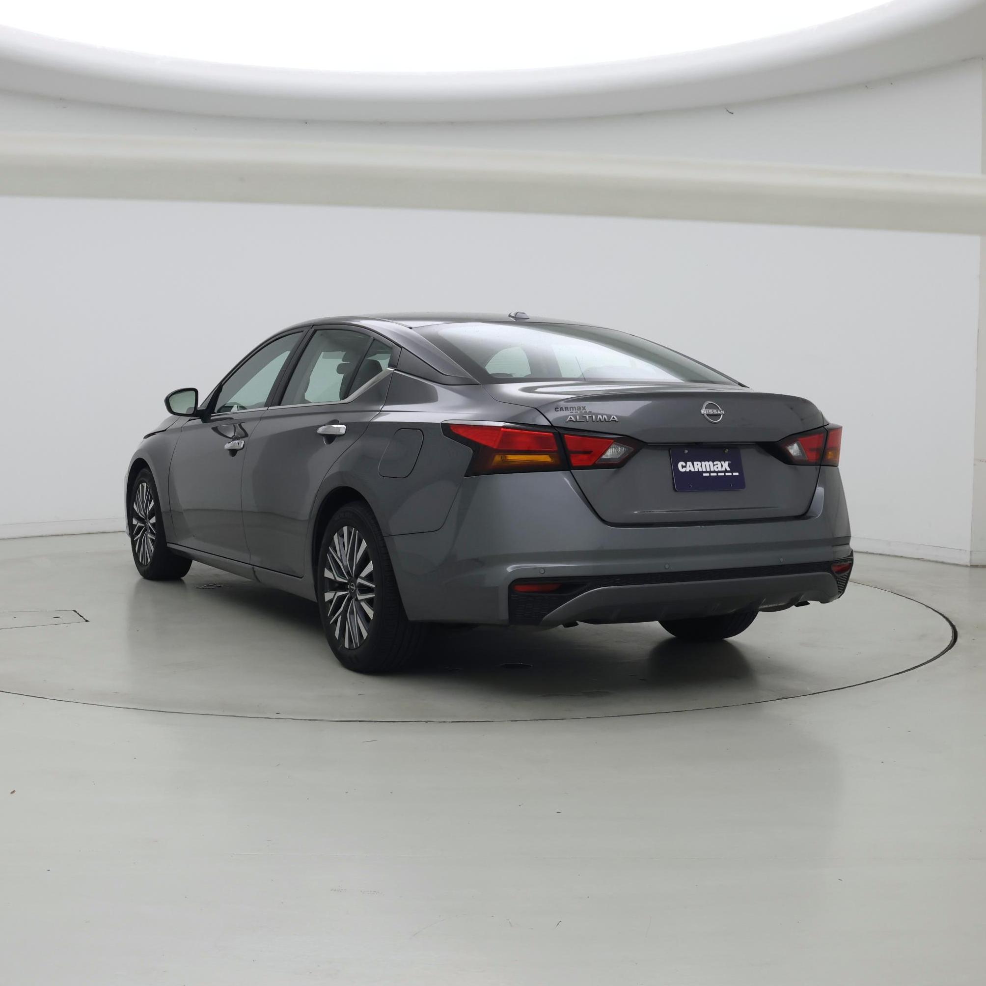 Thumbnail: 2025 Nissan Altima - 2