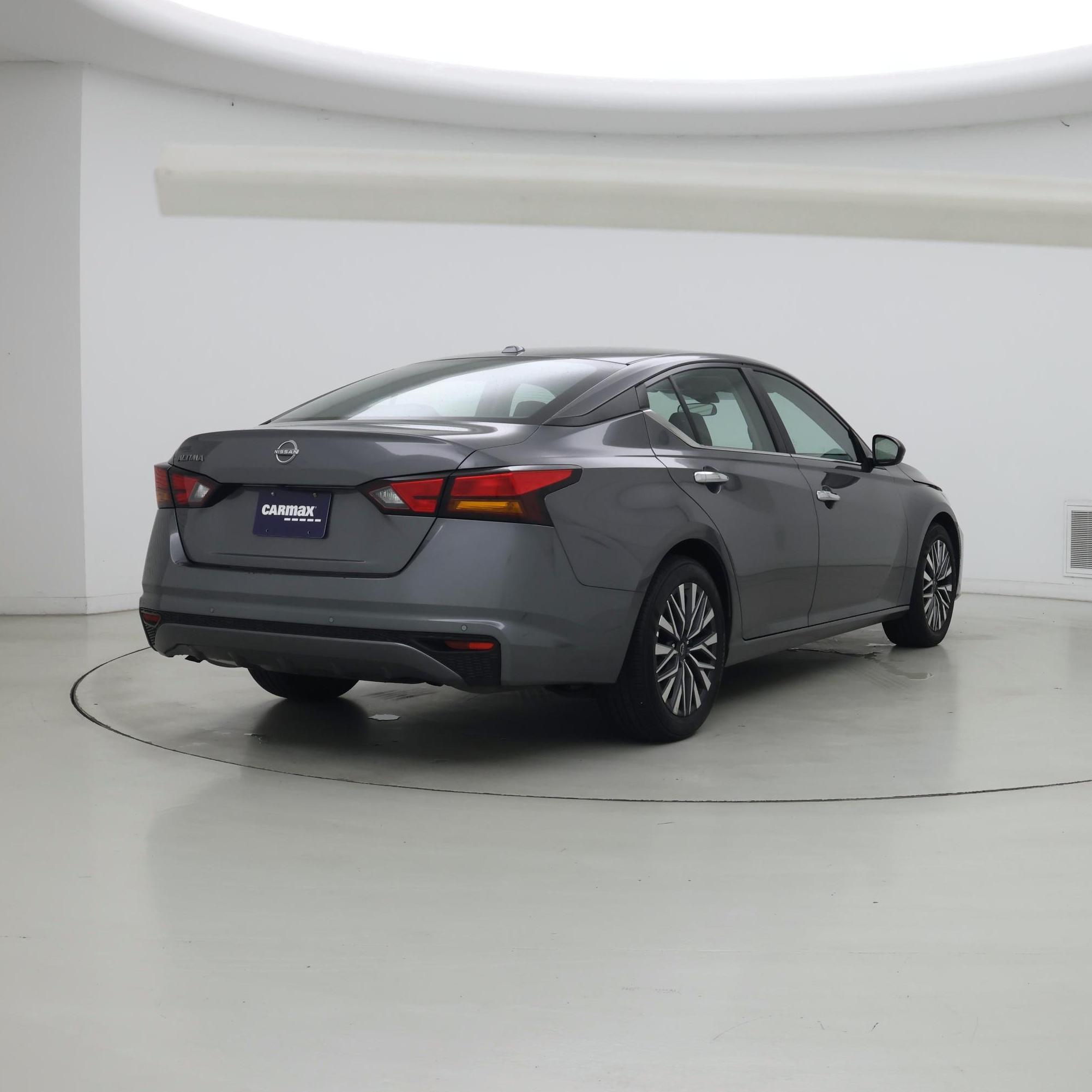 Thumbnail: 2025 Nissan Altima - 8