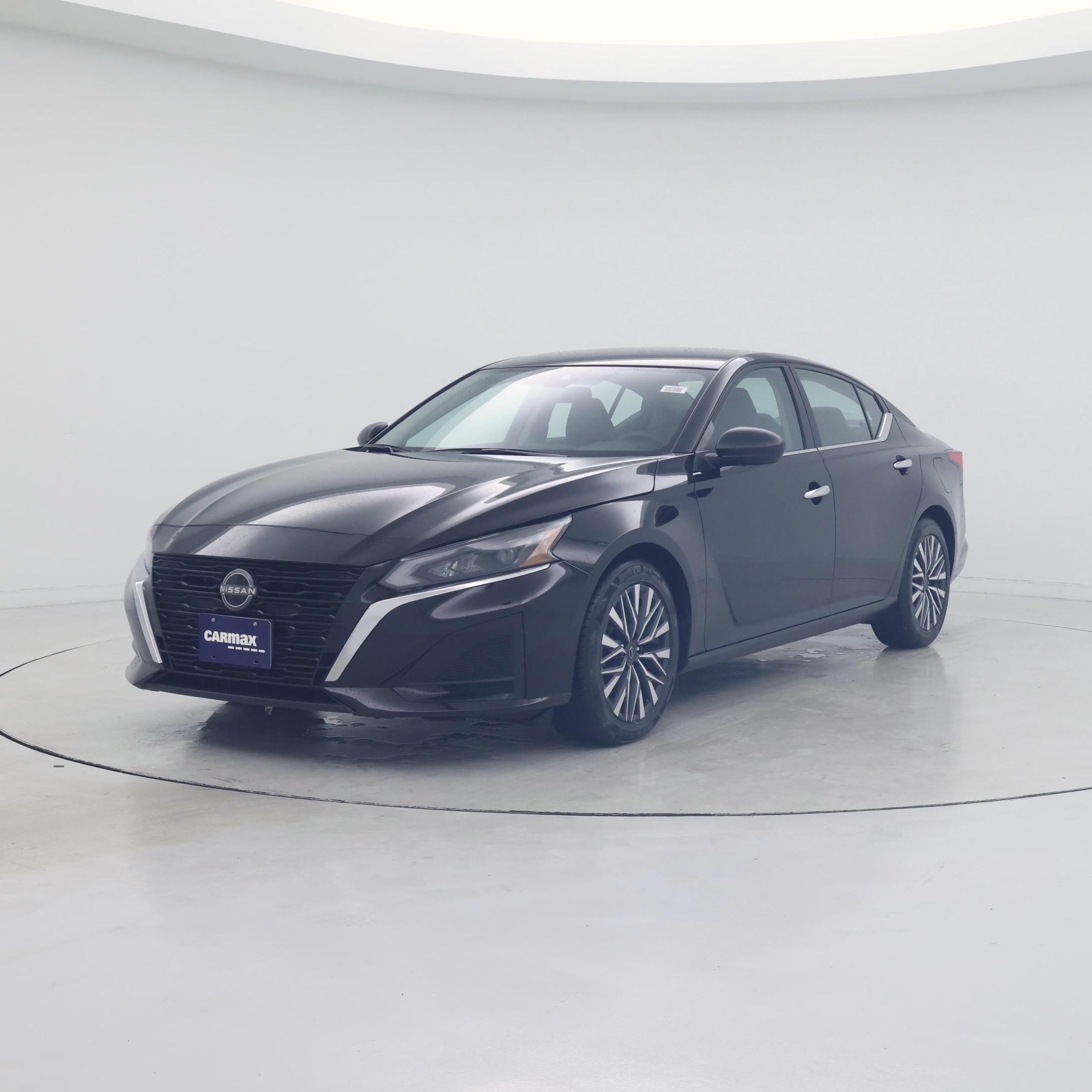 Thumbnail: 2025 Nissan Altima - 4