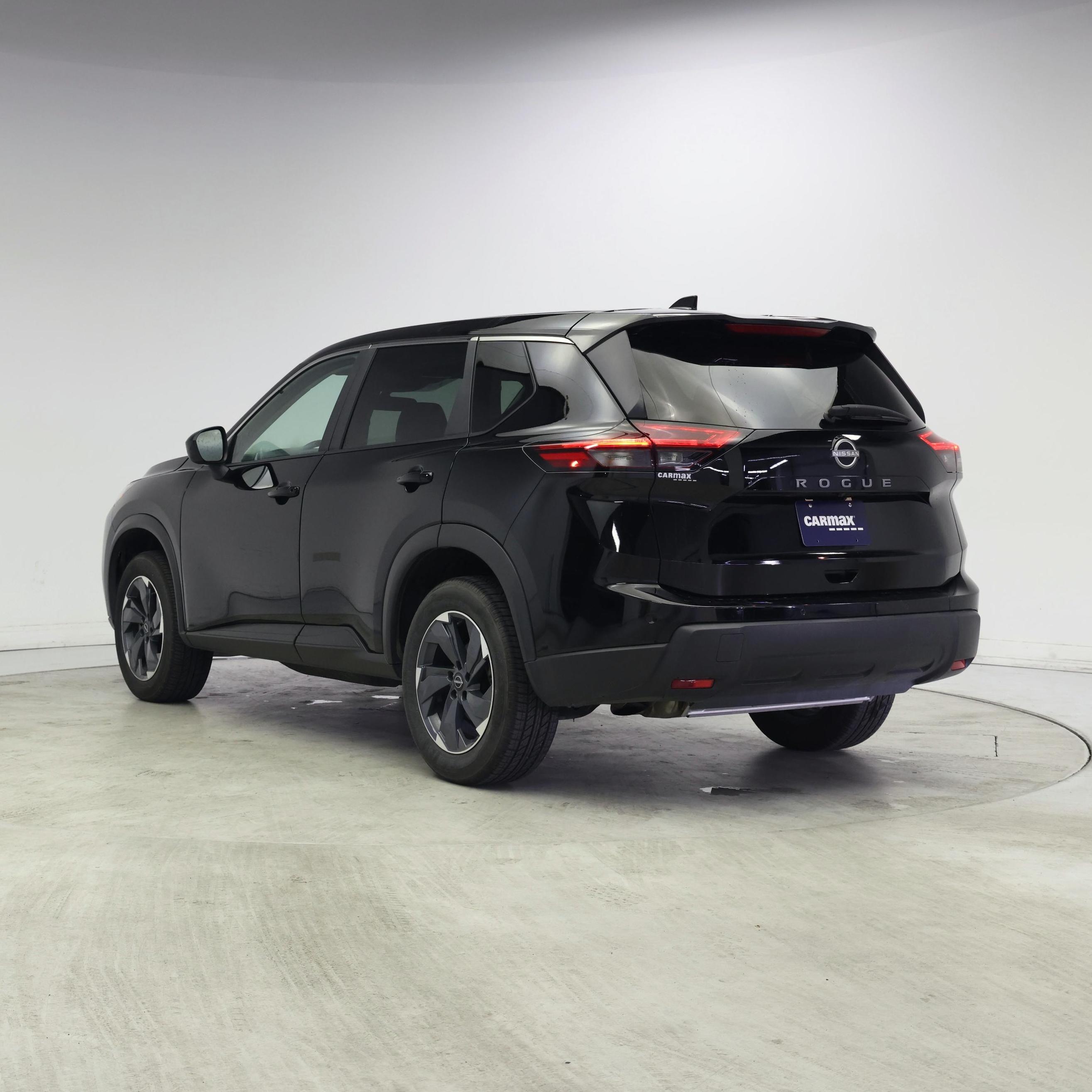 Thumbnail: 2025 Nissan Rogue - 2