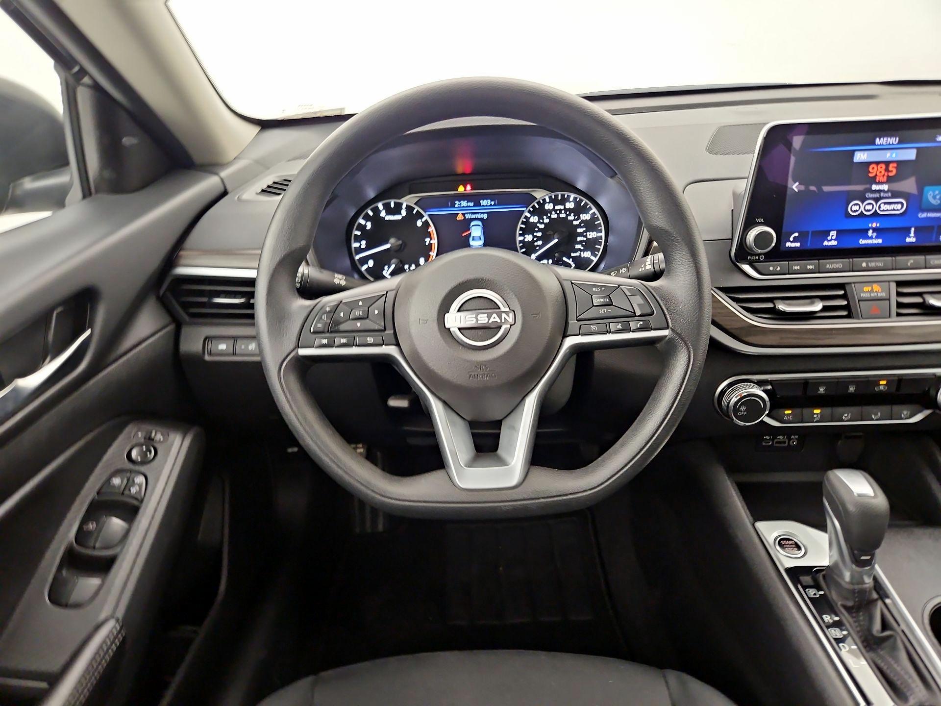 Thumbnail: 2025 Nissan Altima - 10