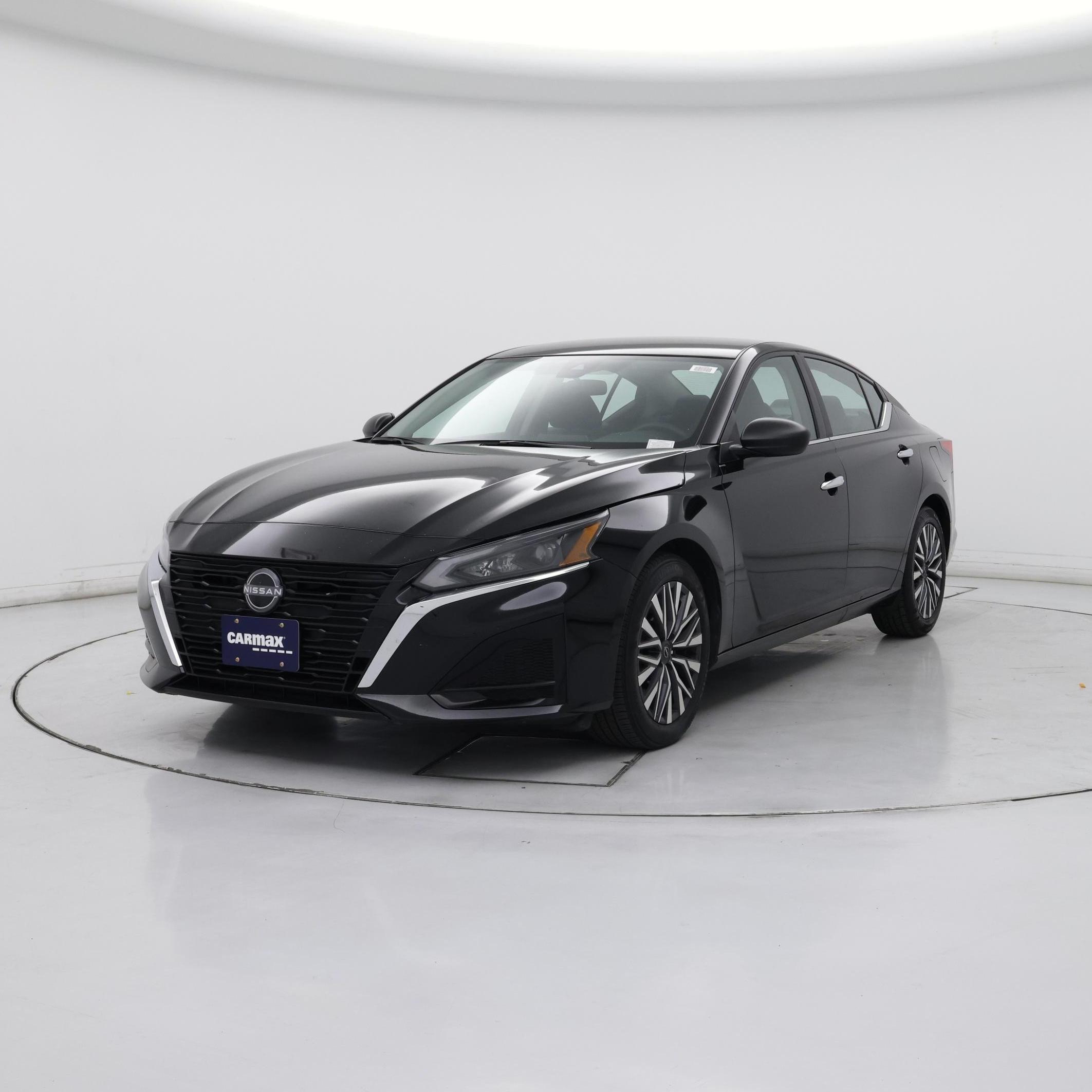 Thumbnail: 2025 Nissan Altima - 4
