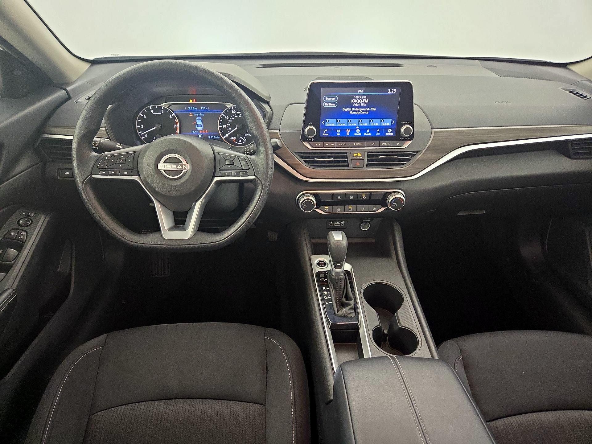 Thumbnail: 2025 Nissan Altima - 9