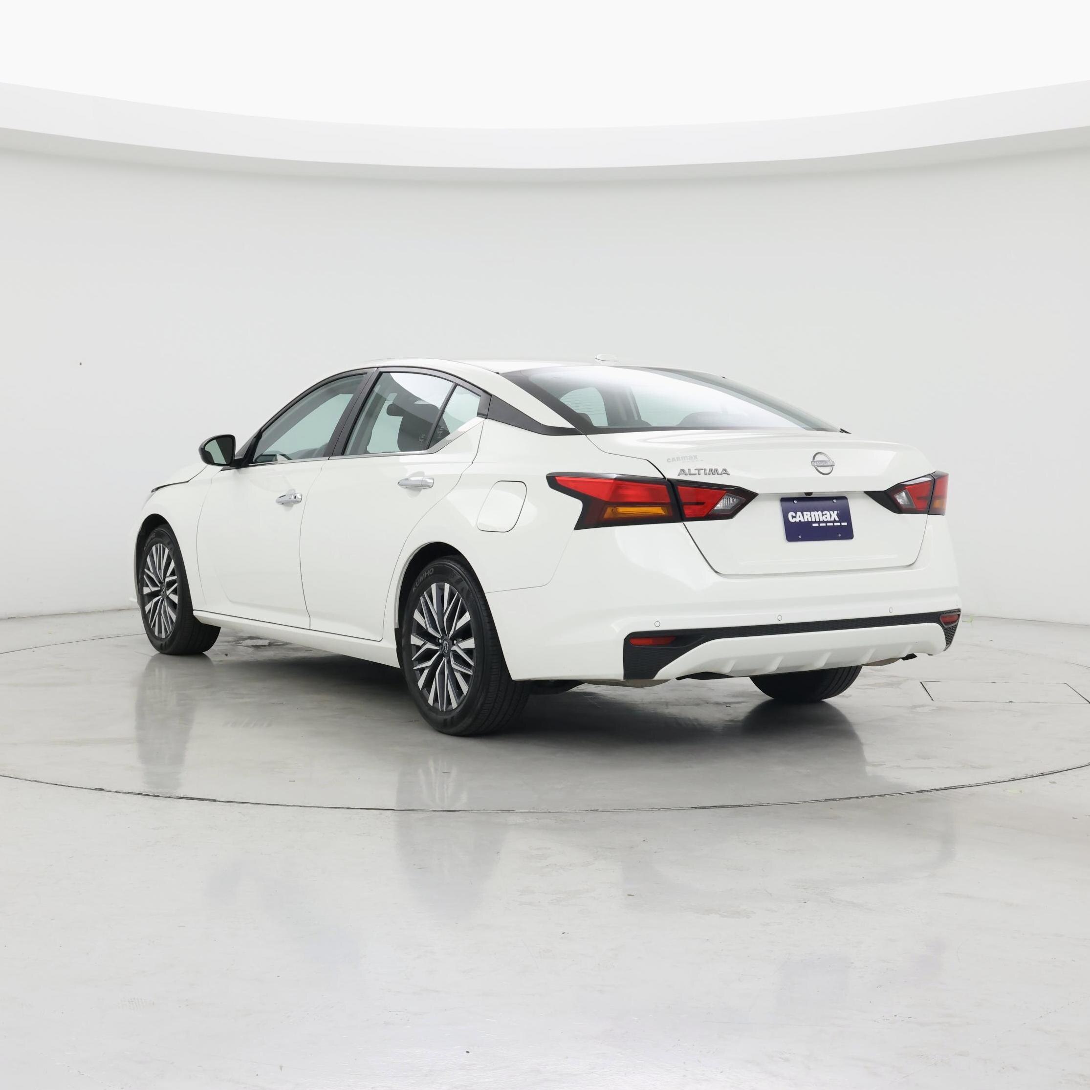 Thumbnail: 2025 Nissan Altima - 2