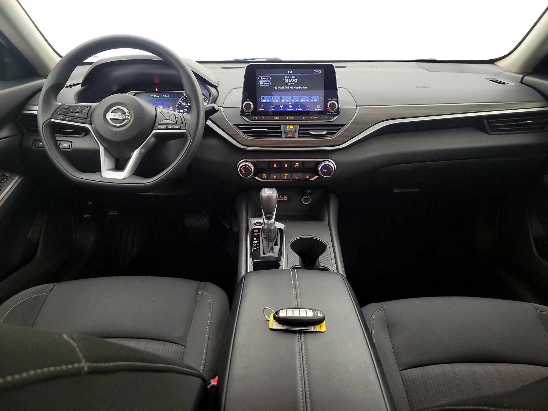 Thumbnail: 2025 Nissan Altima - 9