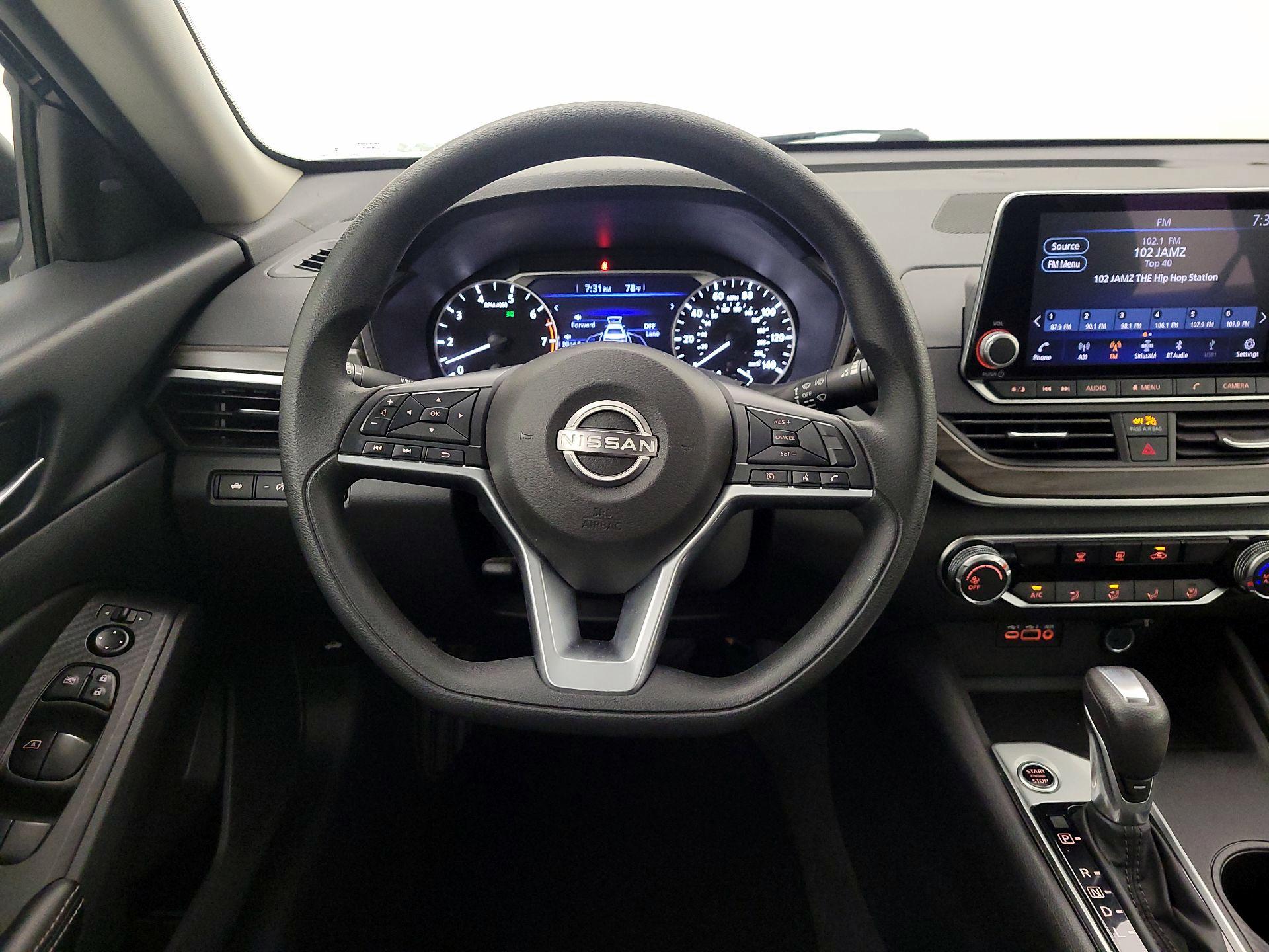 Thumbnail: 2025 Nissan Altima - 10