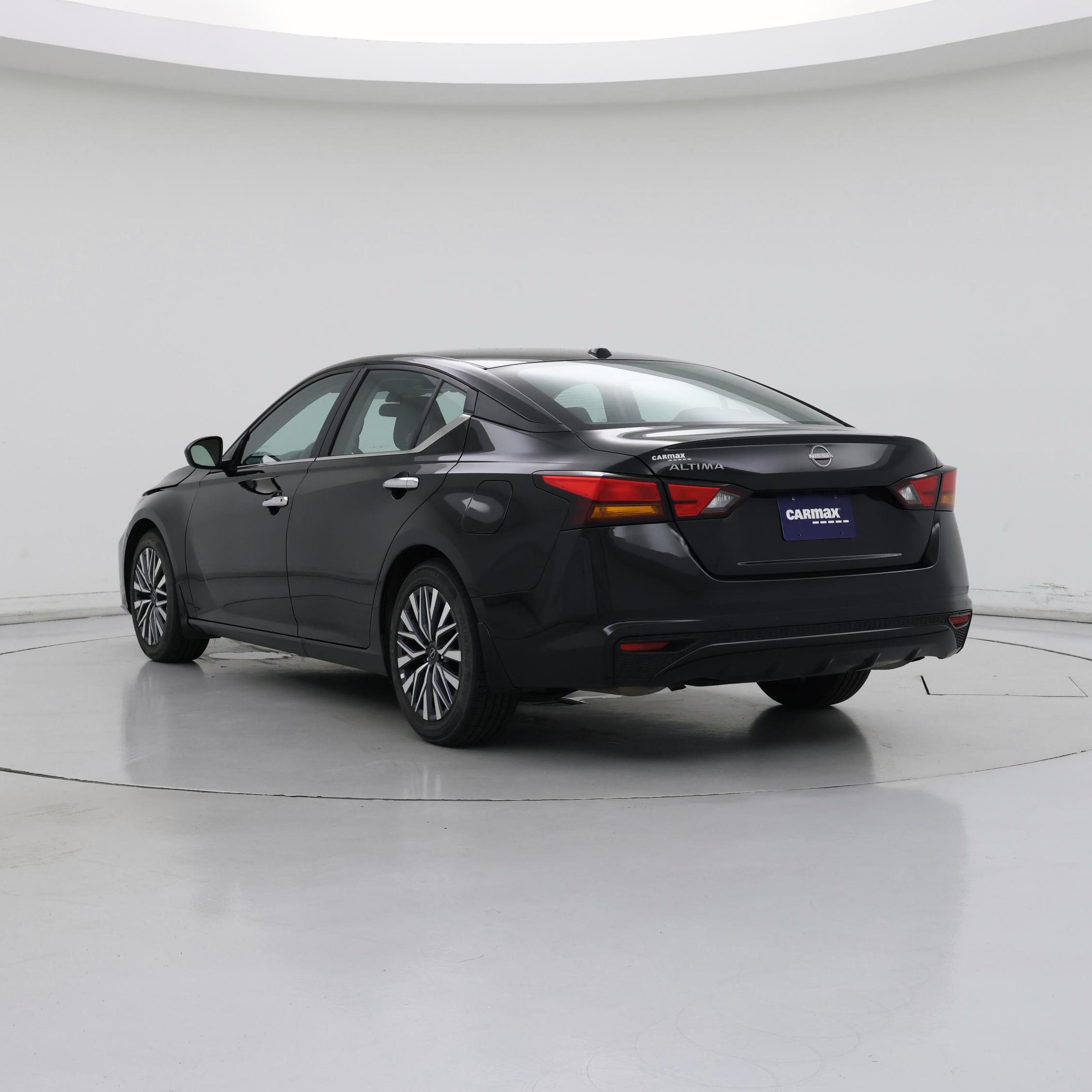 Thumbnail: 2025 Nissan Altima - 2