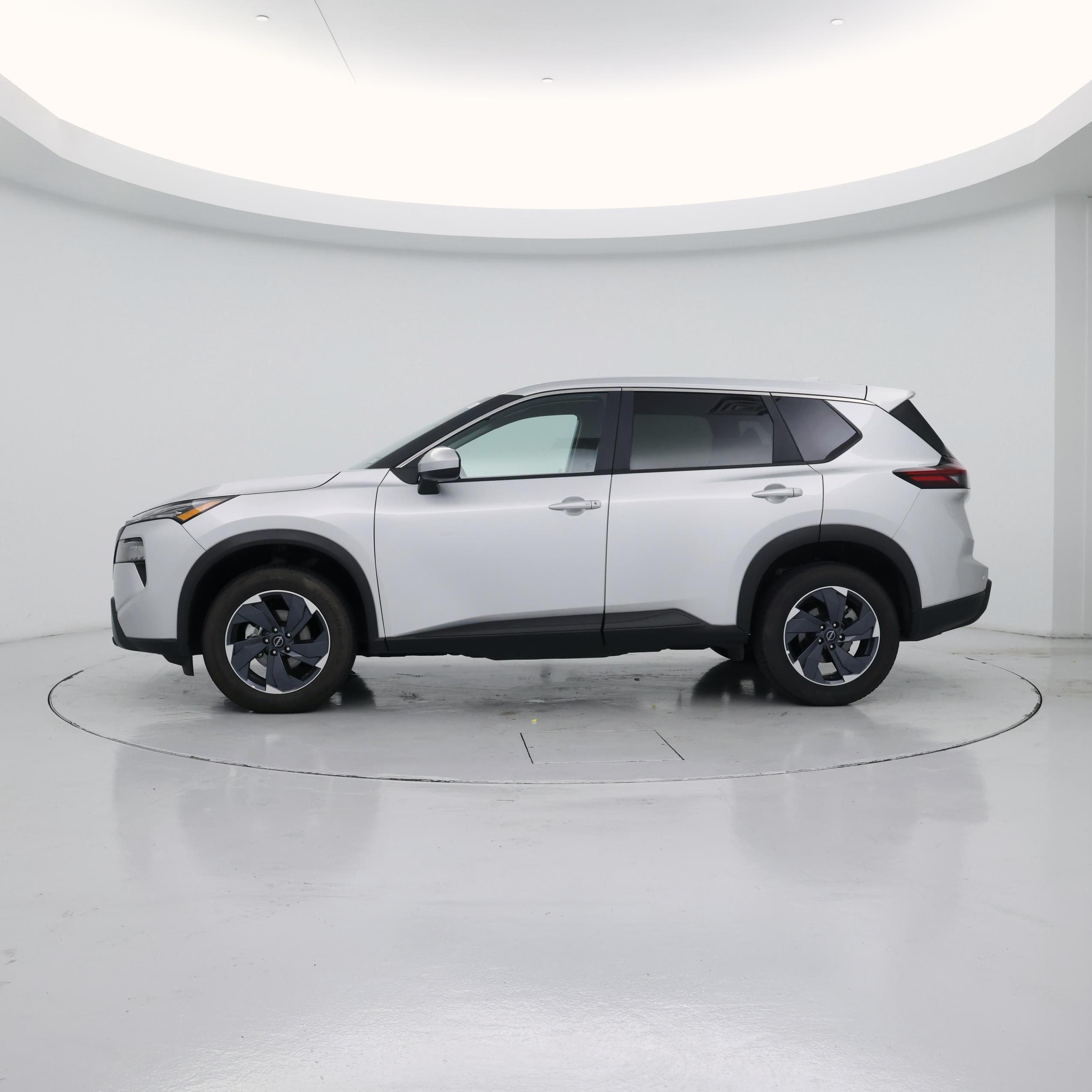 Thumbnail: 2025 Nissan Rogue - 3