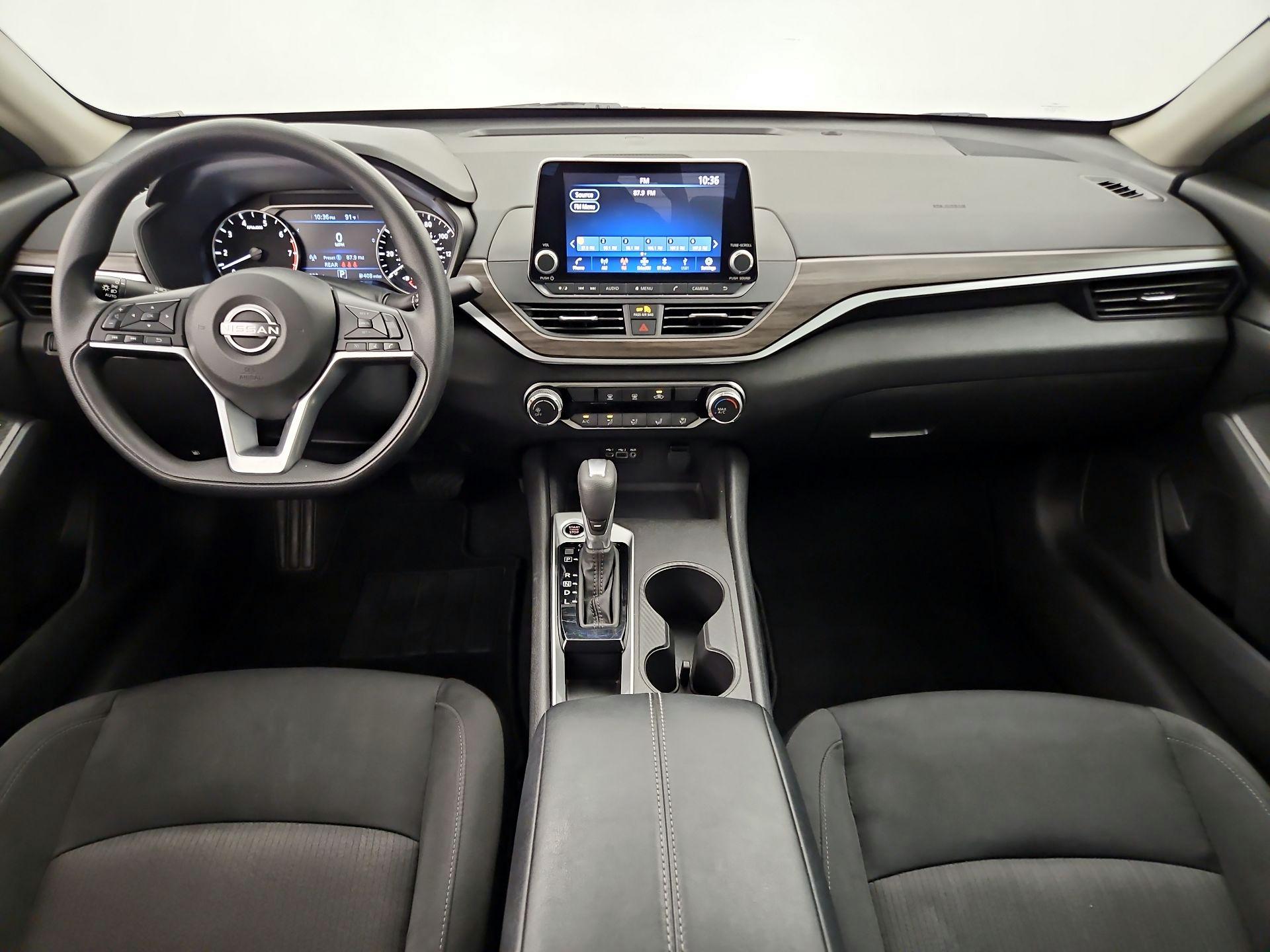 Thumbnail: 2025 Nissan Altima - 9