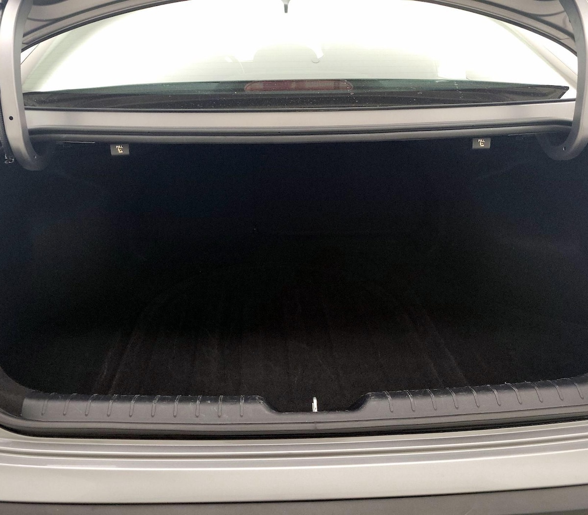 Trunk/Cargo (Seats Up)