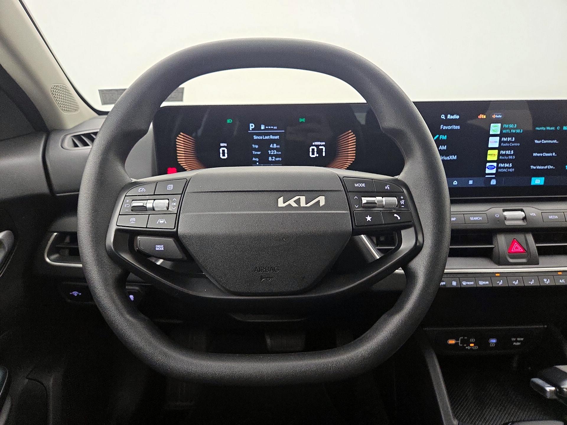 Thumbnail: 2025 Kia K4 - 10