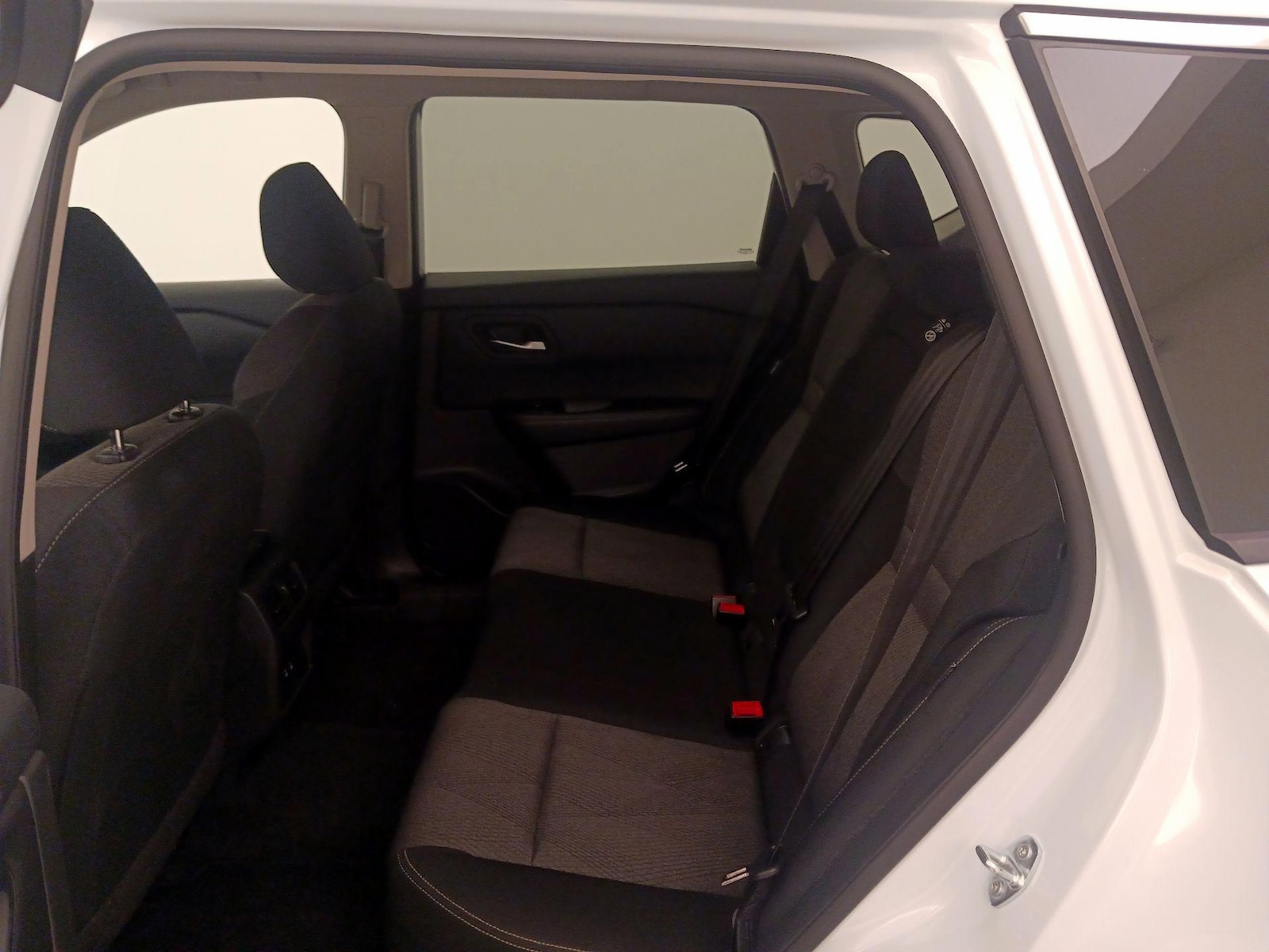 2025 Nissan Rogue SV - Photo 20