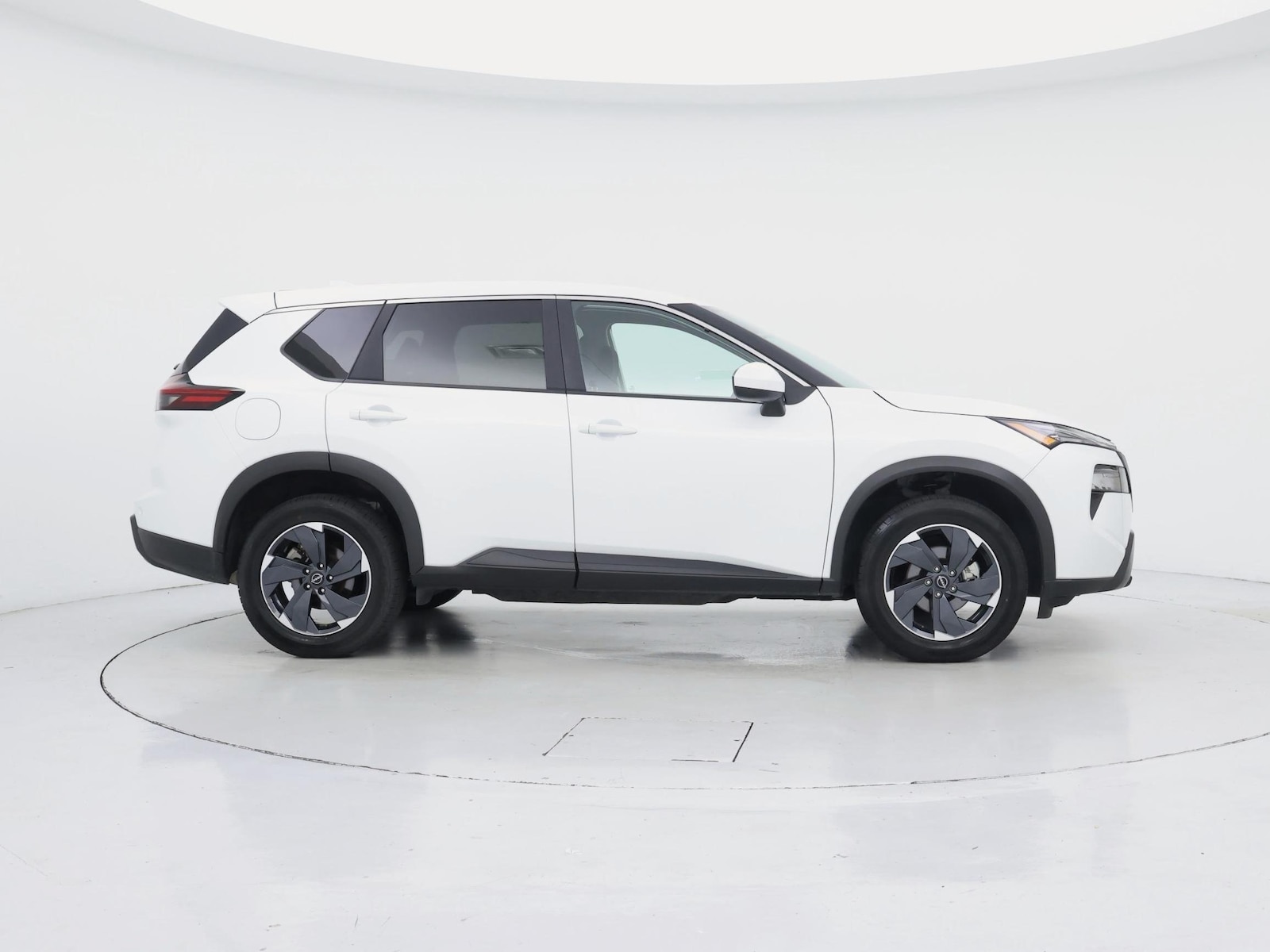 2025 Nissan Rogue SV - Photo 8