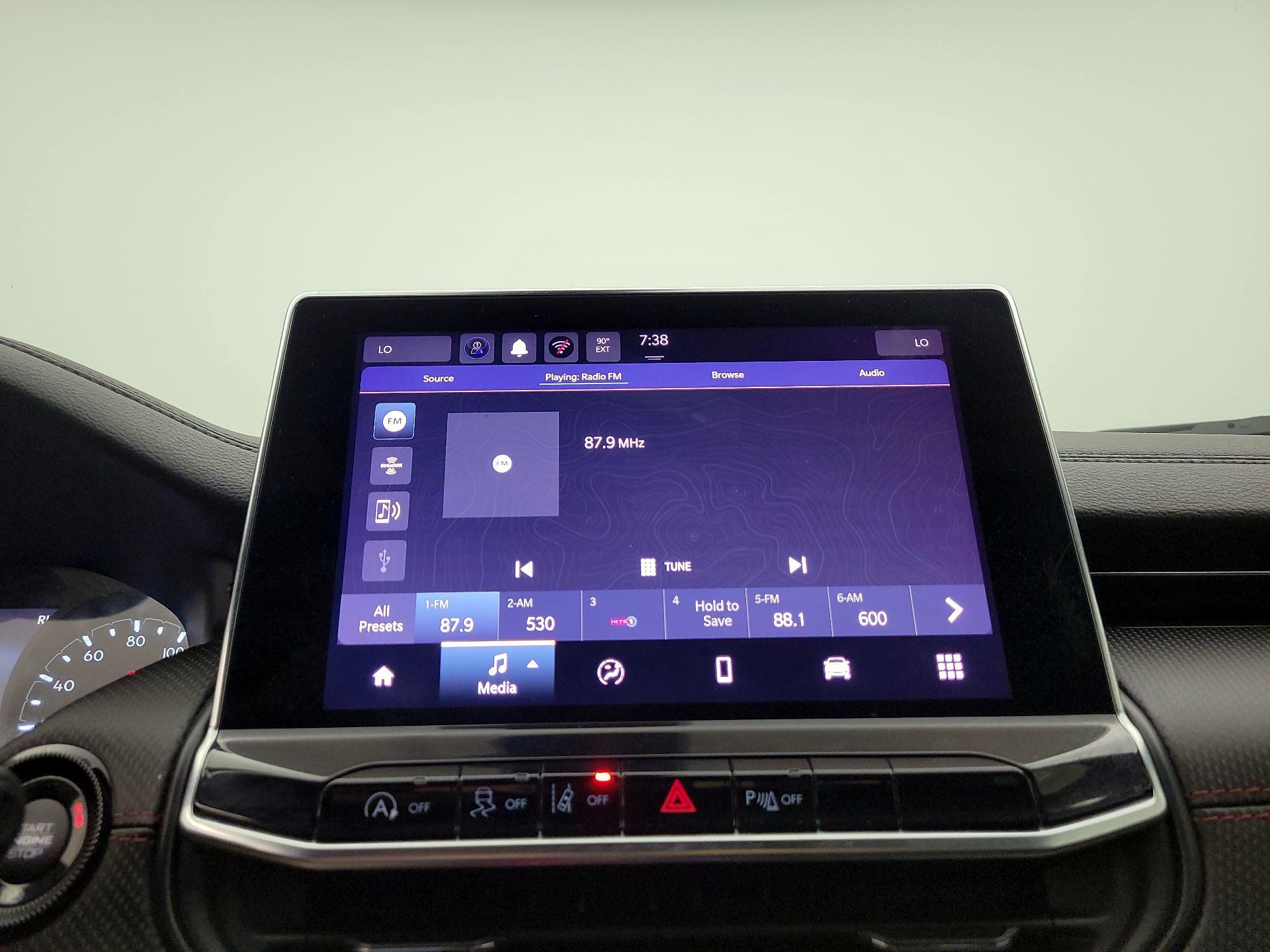 Thumbnail: 2025 Jeep Compass - 15